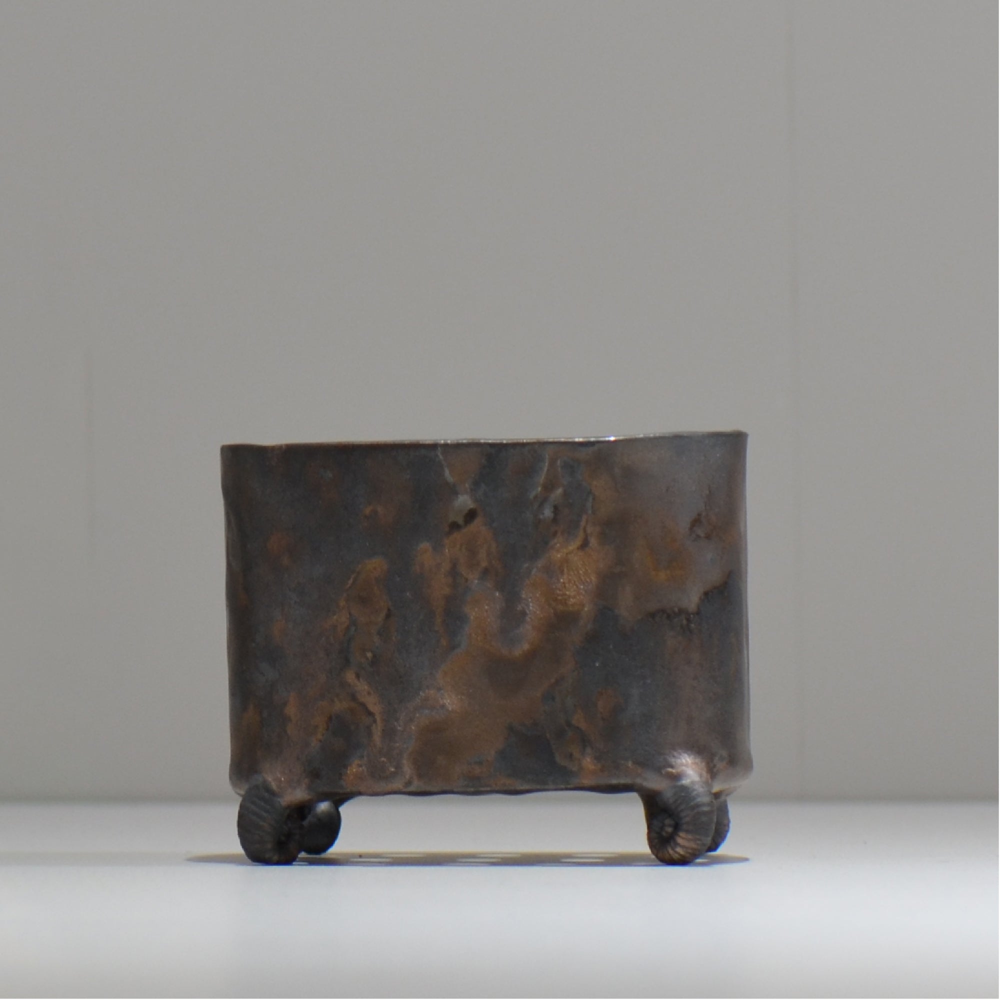 陶芸家イカンソク / ik_018 / 約φ9.3cm / 植木鉢