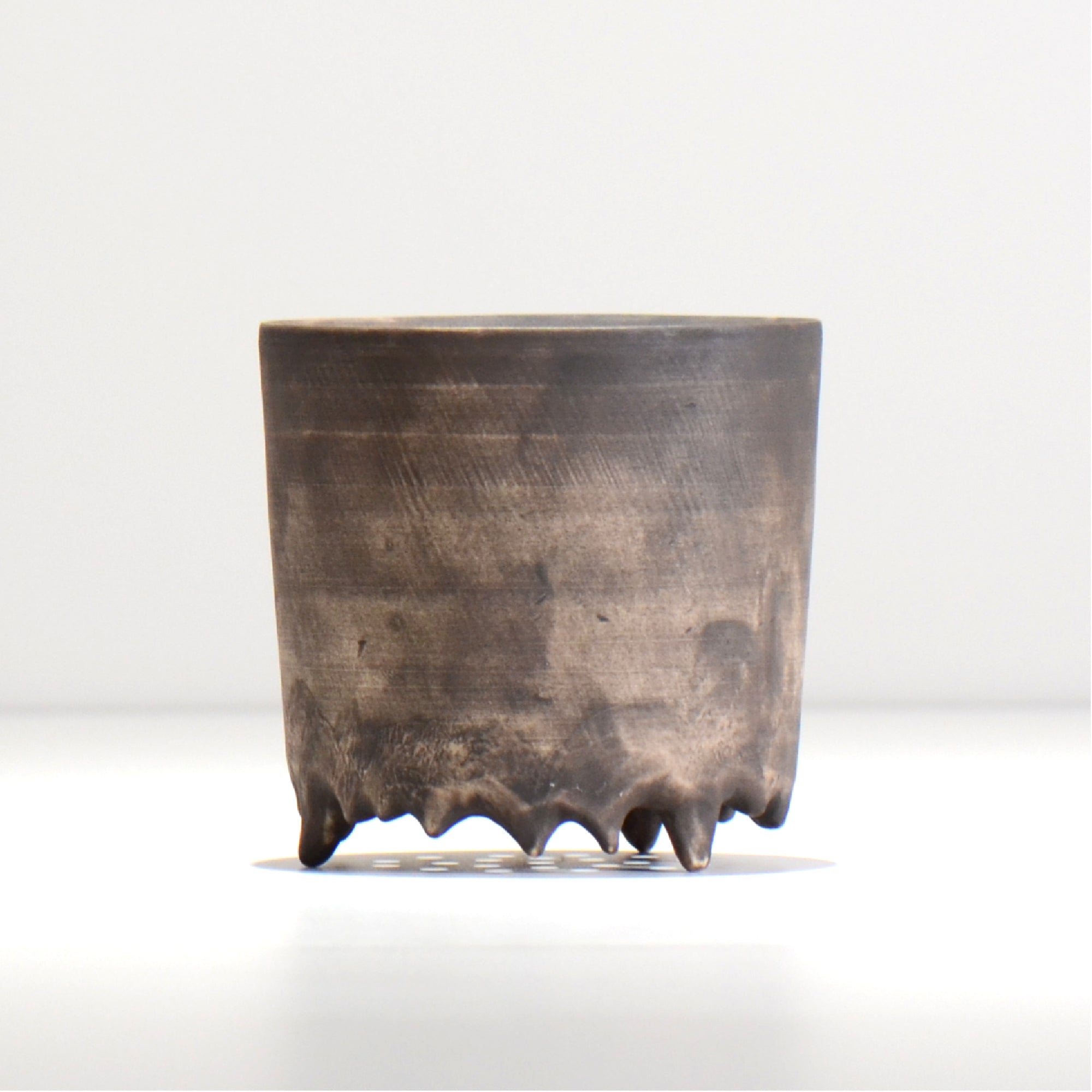 陶芸家イカンソク / ik_015 / 約φ8.9cm / 植木鉢