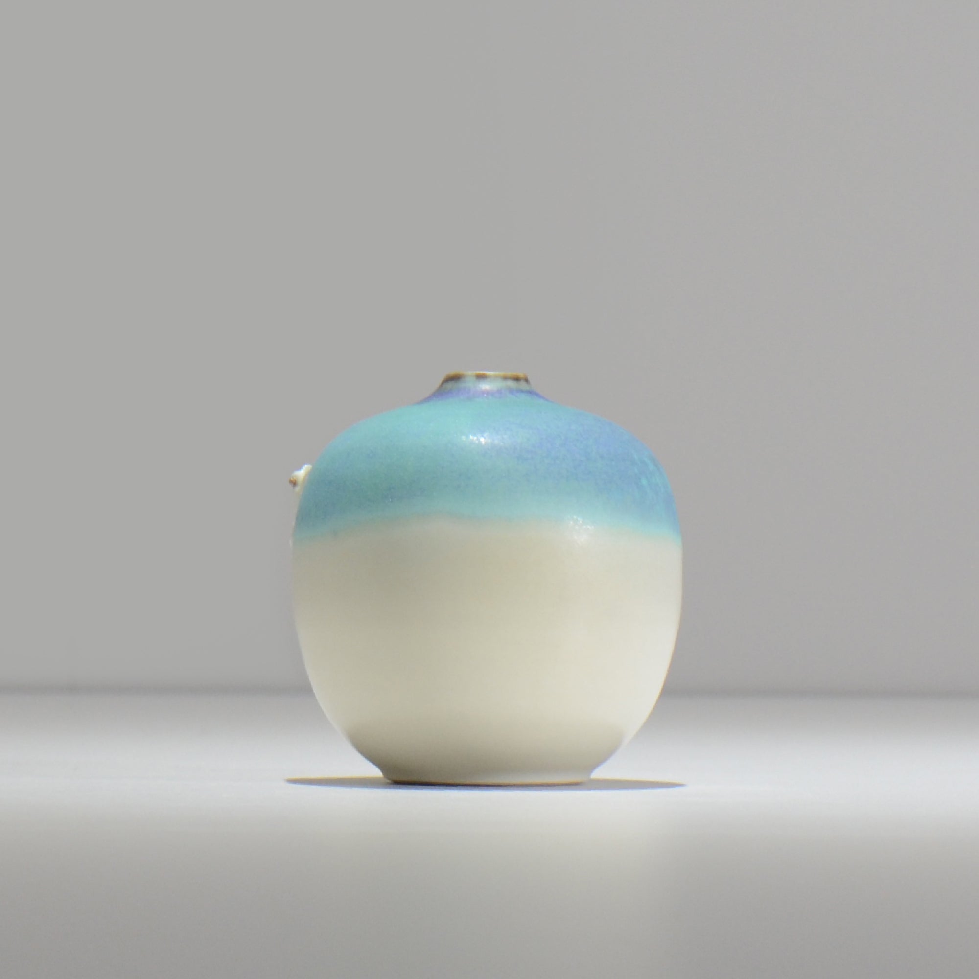 陶芸家イカンソク / 一輪挿し / ik_ichi02 / 約φ7.8cm / 花瓶