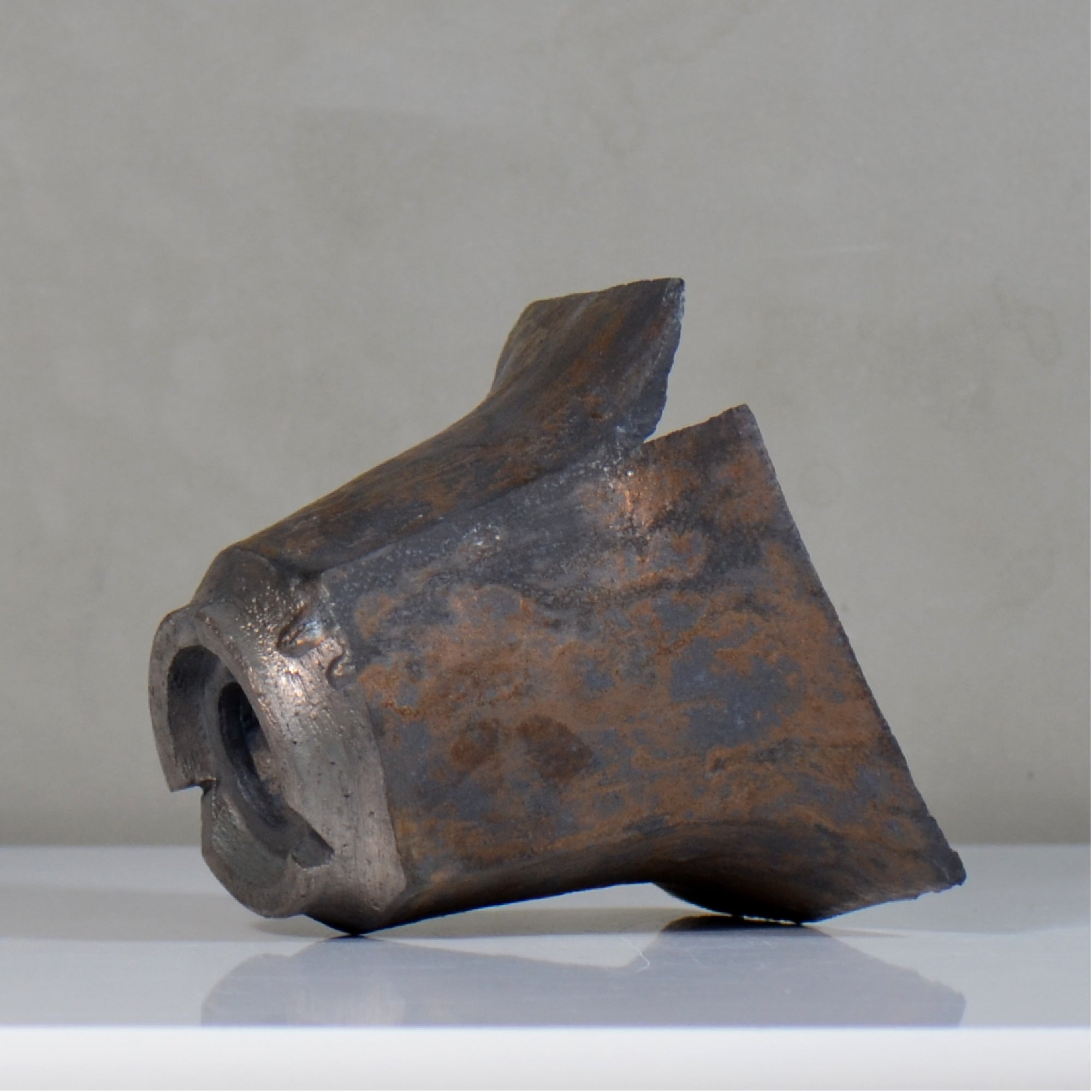 飯沼耕市 / 銹折鉢 / ik_so01_l /長辺 約18.1cm/ 内径約φ10cm / 植木鉢