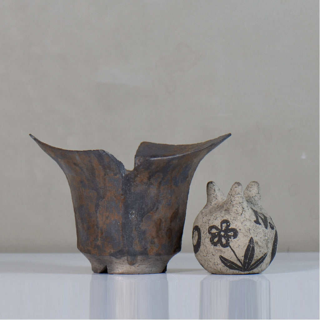 飯沼耕市 / 銹折鉢 / ik_so01_l /長辺 約18.1cm/ 内径約φ10cm / 植木鉢