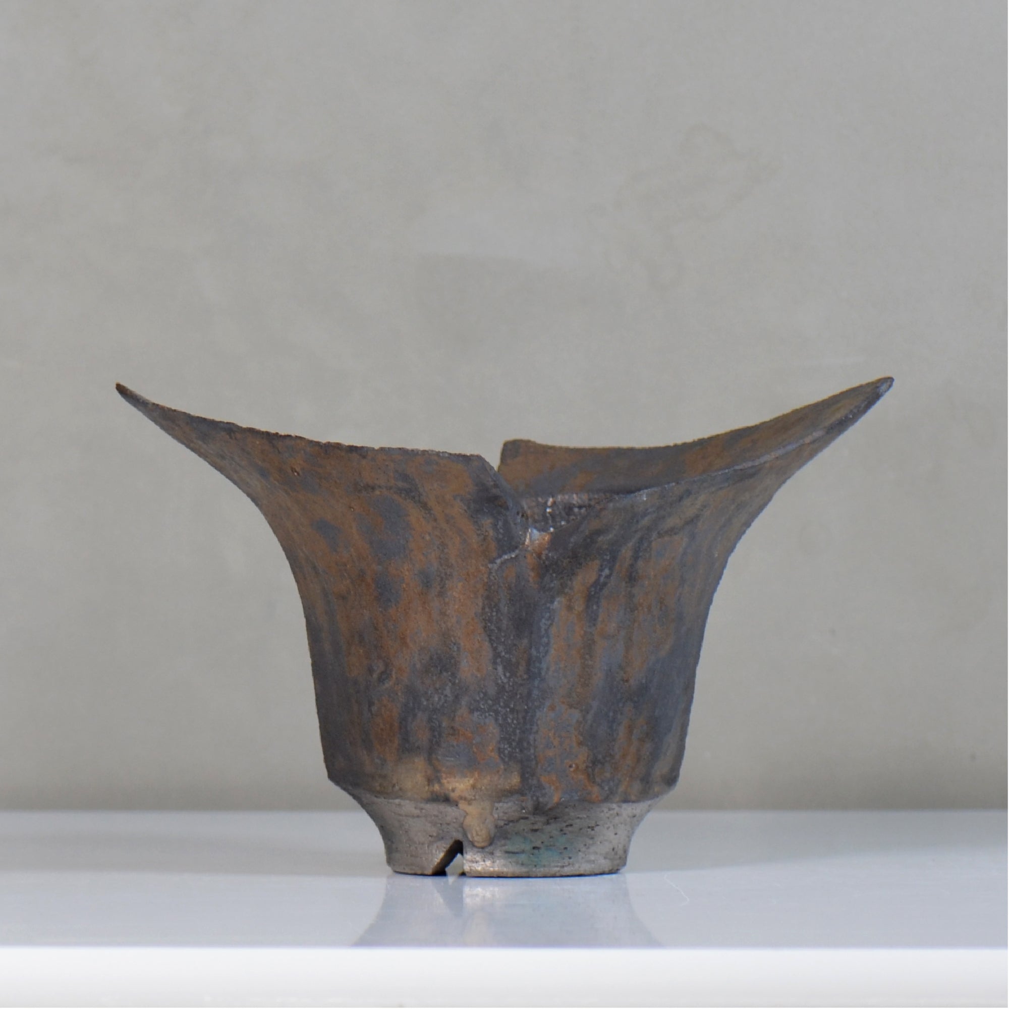 飯沼耕市 / 銹折鉢 / ik_so02_xl /長辺 約21cm/ 内径約φ10cm / 植木鉢