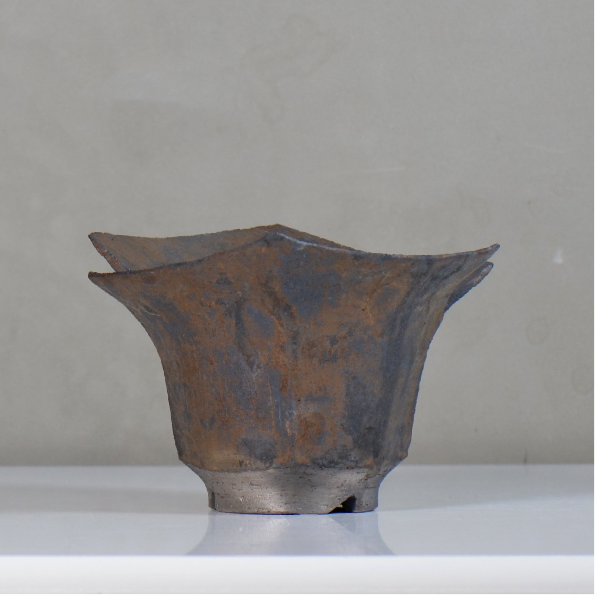 飯沼耕市 / 銹折鉢 / ik_so03_l /長辺 約17.3cm/ 内径約φ10.5cm