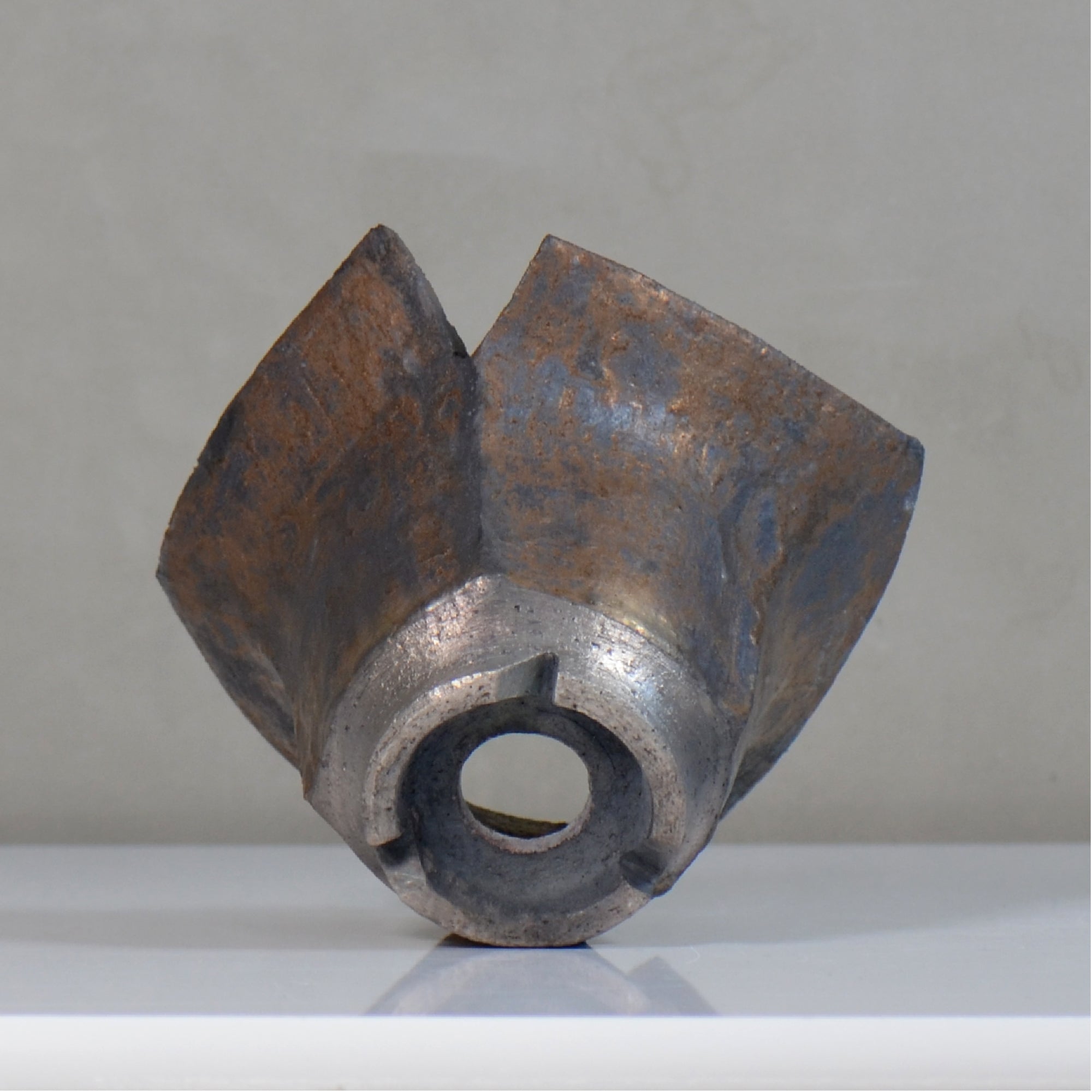 飯沼耕市 / 銹折鉢 / ik_so03_l /長辺 約17.3cm/ 内径約φ10.5cm / 植木鉢