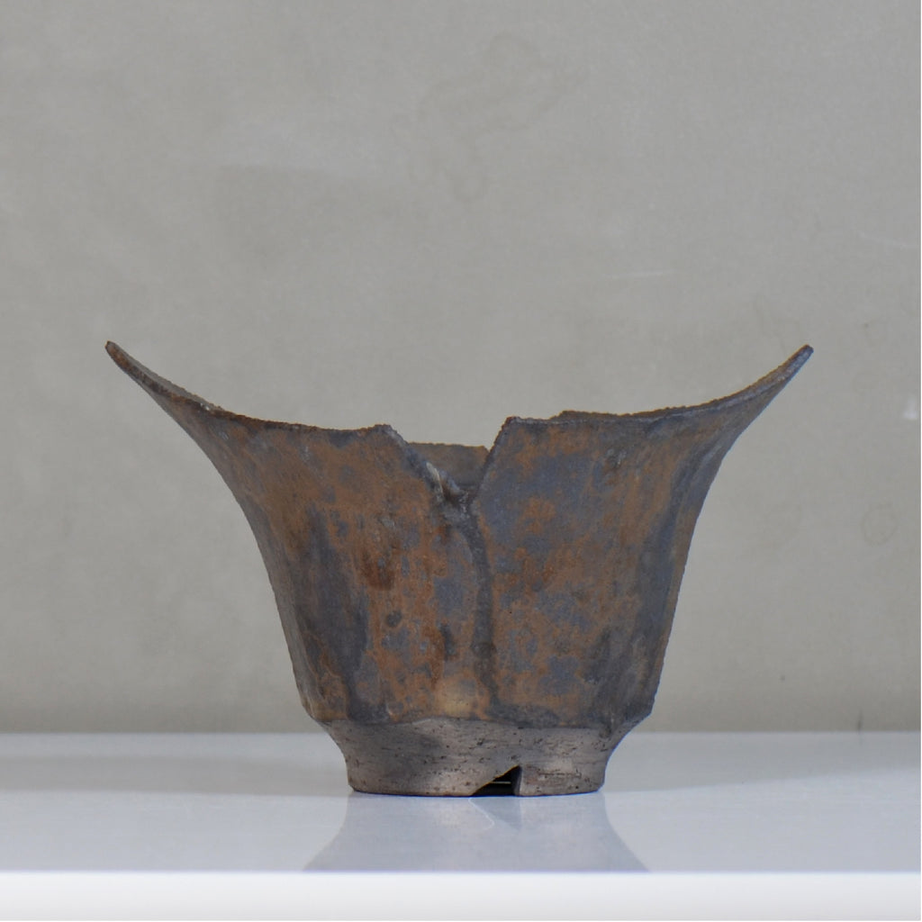 飯沼耕市 / 銹折鉢 / ik_so04_xl /長辺 約19.5cm/ 内径約φ10.5cm / 植木鉢