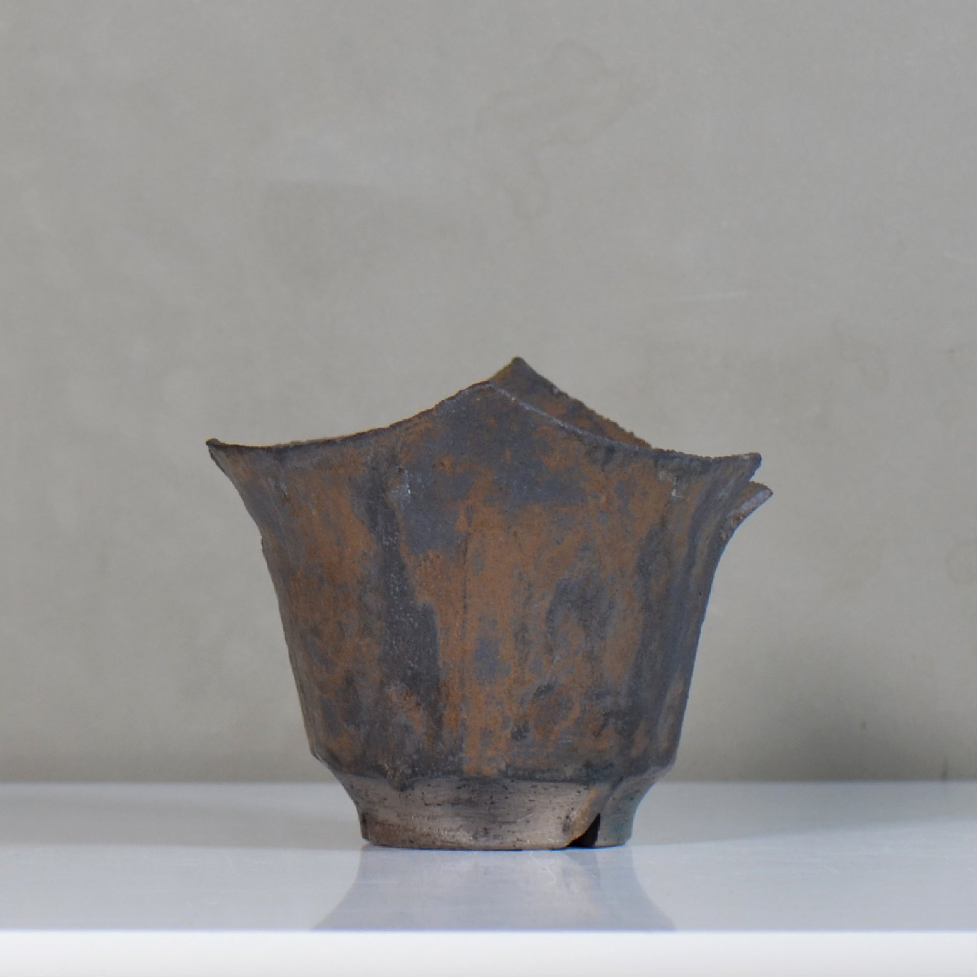 飯沼耕市 / 銹折鉢 / ik_so04_xl /長辺 約19.5cm/ 内径約φ10.5cm / 植木鉢