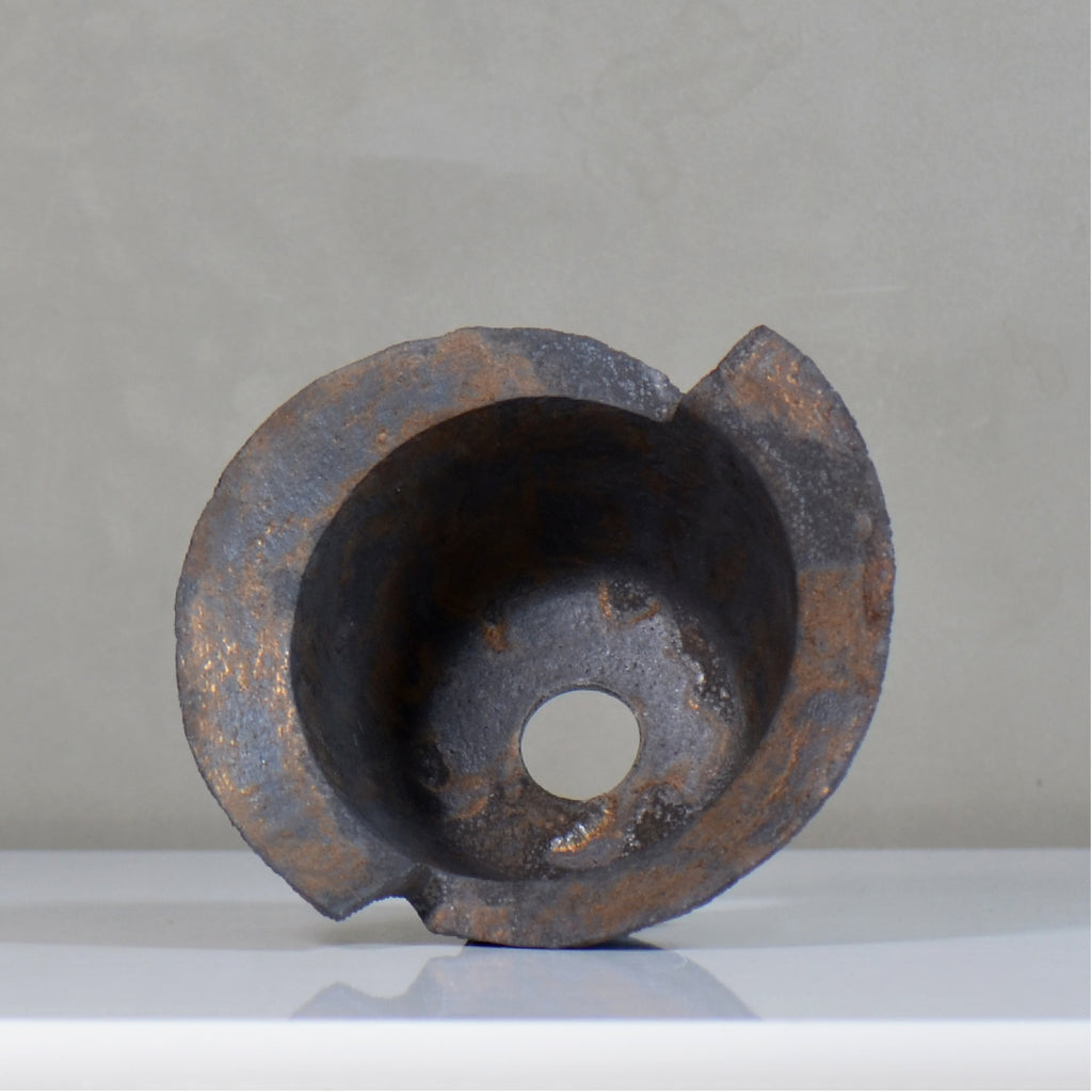 飯沼耕市 / 銹折鉢 / ik_so06_l /長辺 約15.5cm/ 内径約φ11cm / 植木鉢