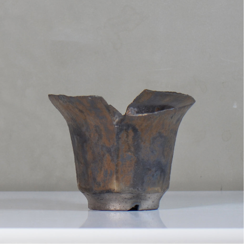 飯沼耕市 / 銹折鉢 / ik_so07_l /長辺 約17.7cm/ 内径約φ10cm / 植木鉢