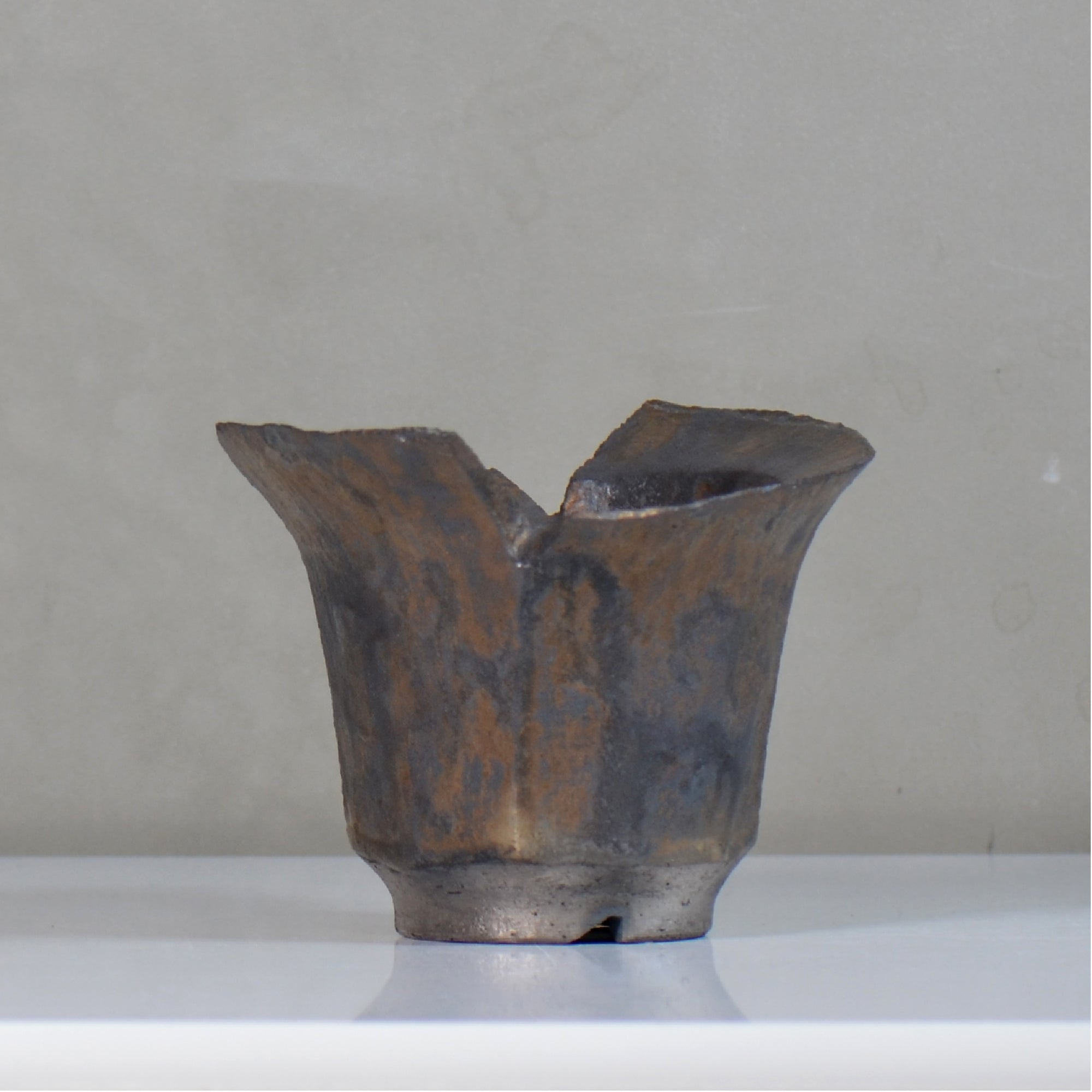 飯沼耕市 / 銹折鉢 / ik_so07_l /長辺 約17.7cm/ 内径約φ10cm / 植木鉢