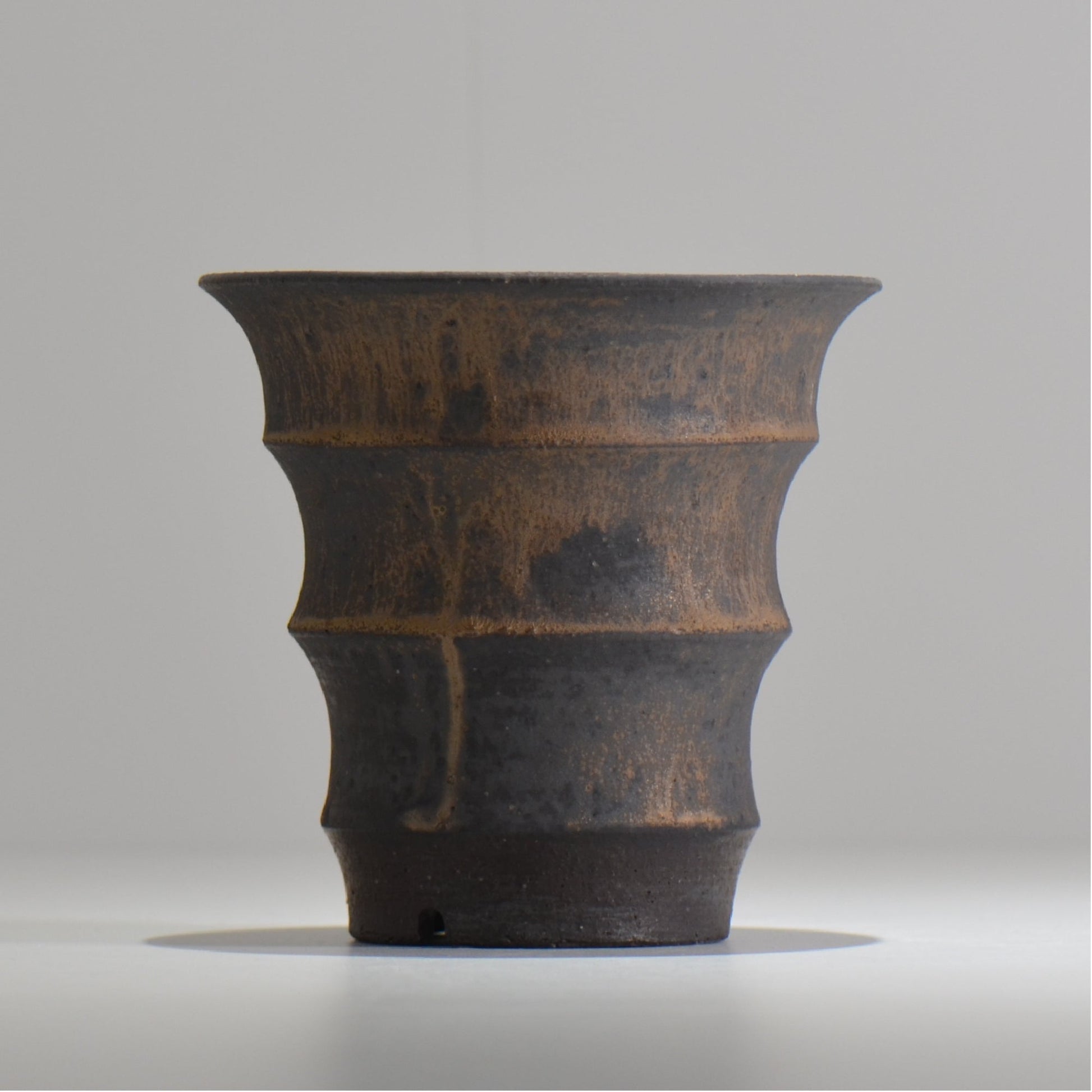 I - moniee / KUROKINUN/ im_kk03_m / 約 φ14.7cm / 植木鉢