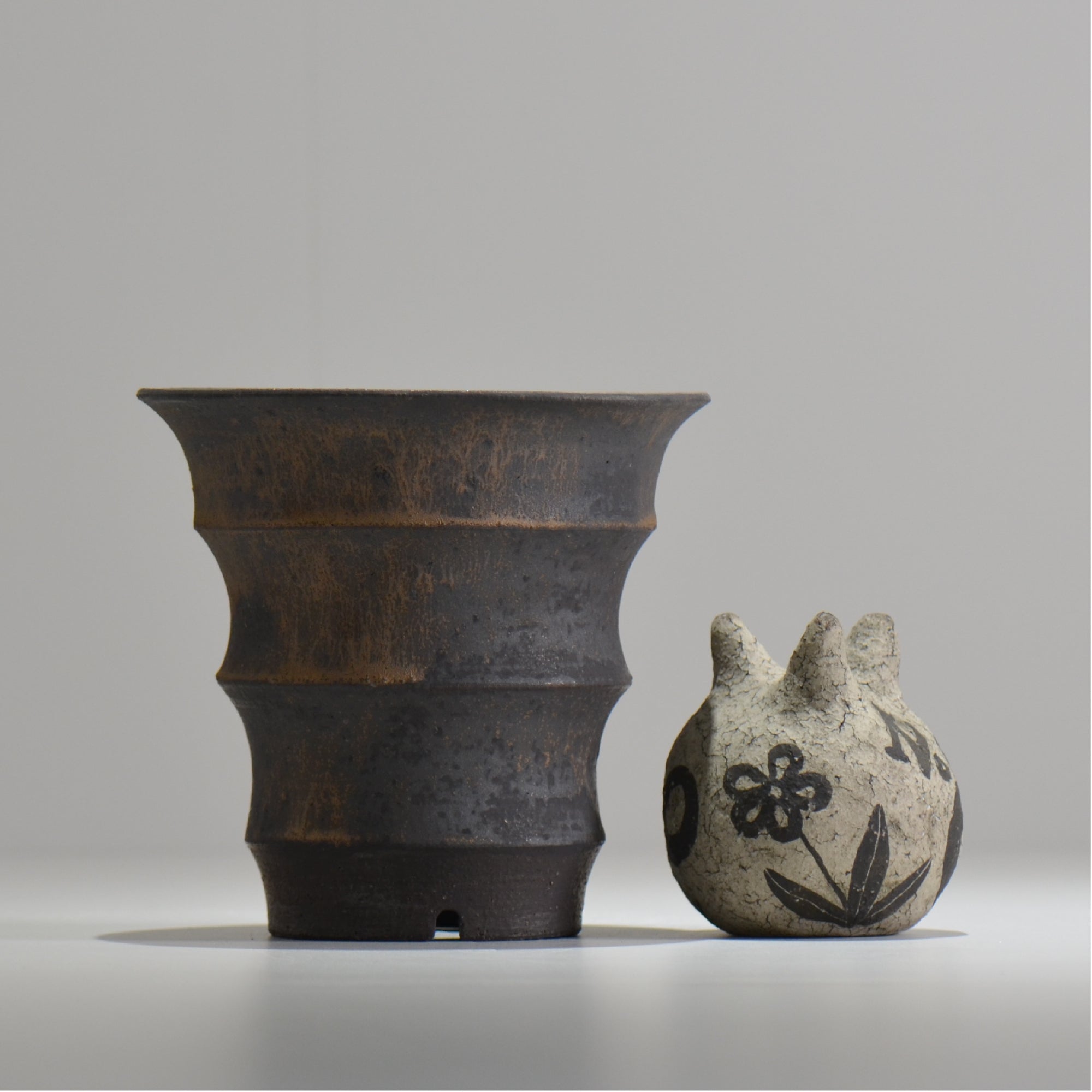 I - moniee / KUROKINUN/ im_kk03_m / 約 φ14.7cm / 植木鉢