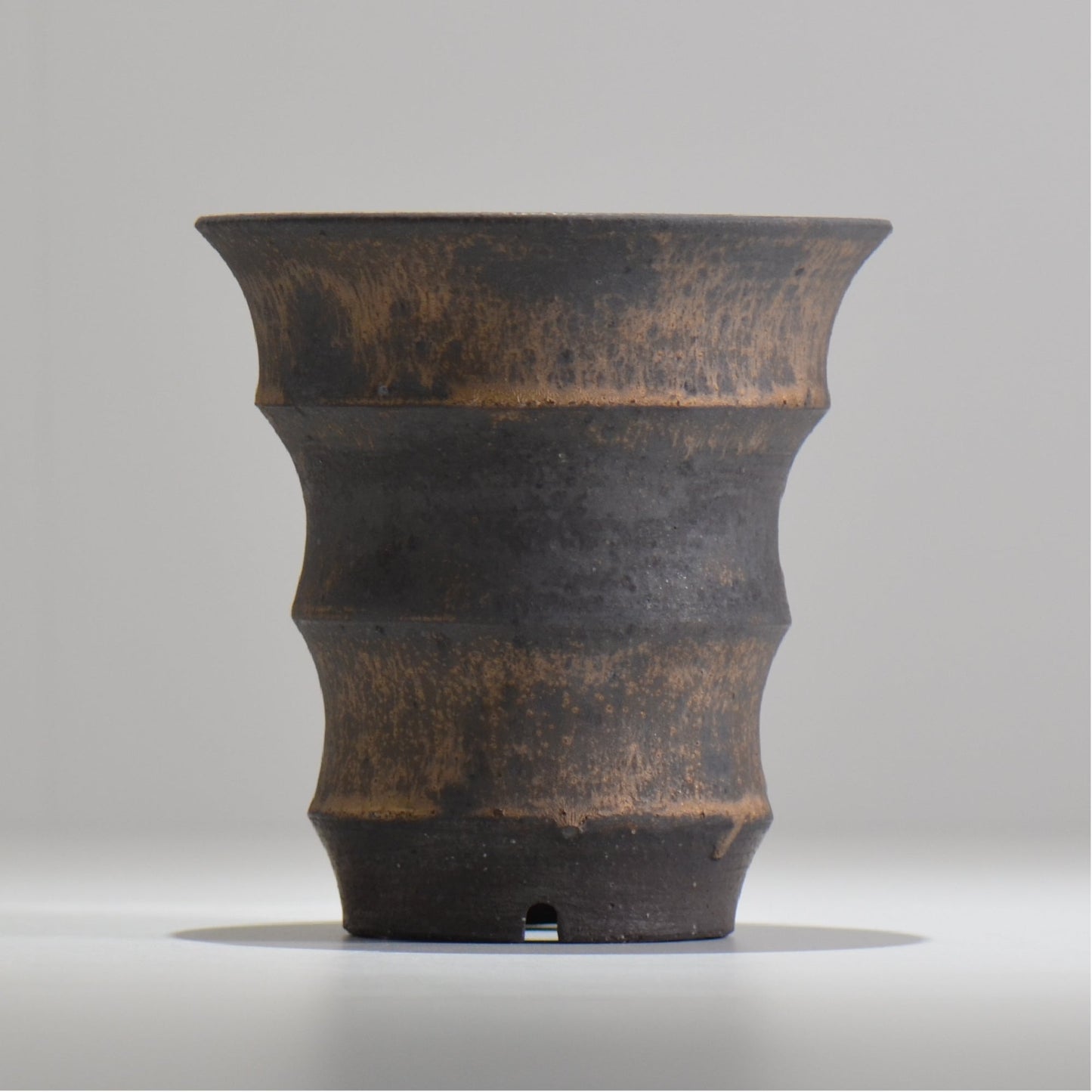 I - moniee / KUROKINUN/ im_kk05_m / 約 φ14.5cm / 植木鉢