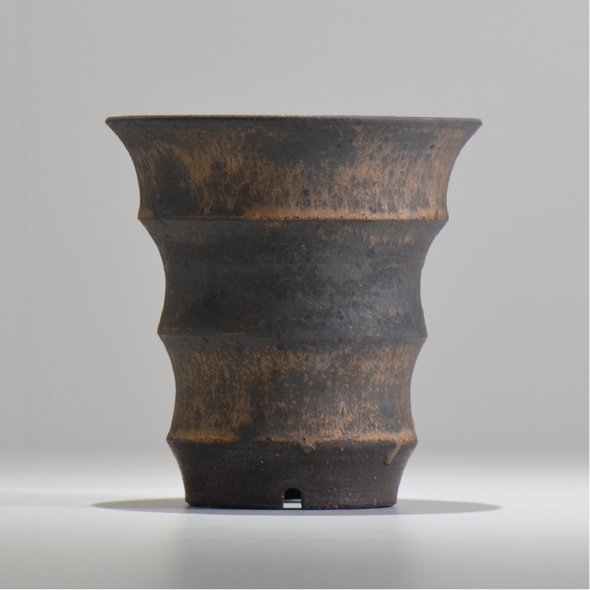 I - moniee / KUROKINUN/ im_kk05_m / 約 φ14.5cm / 植木鉢
