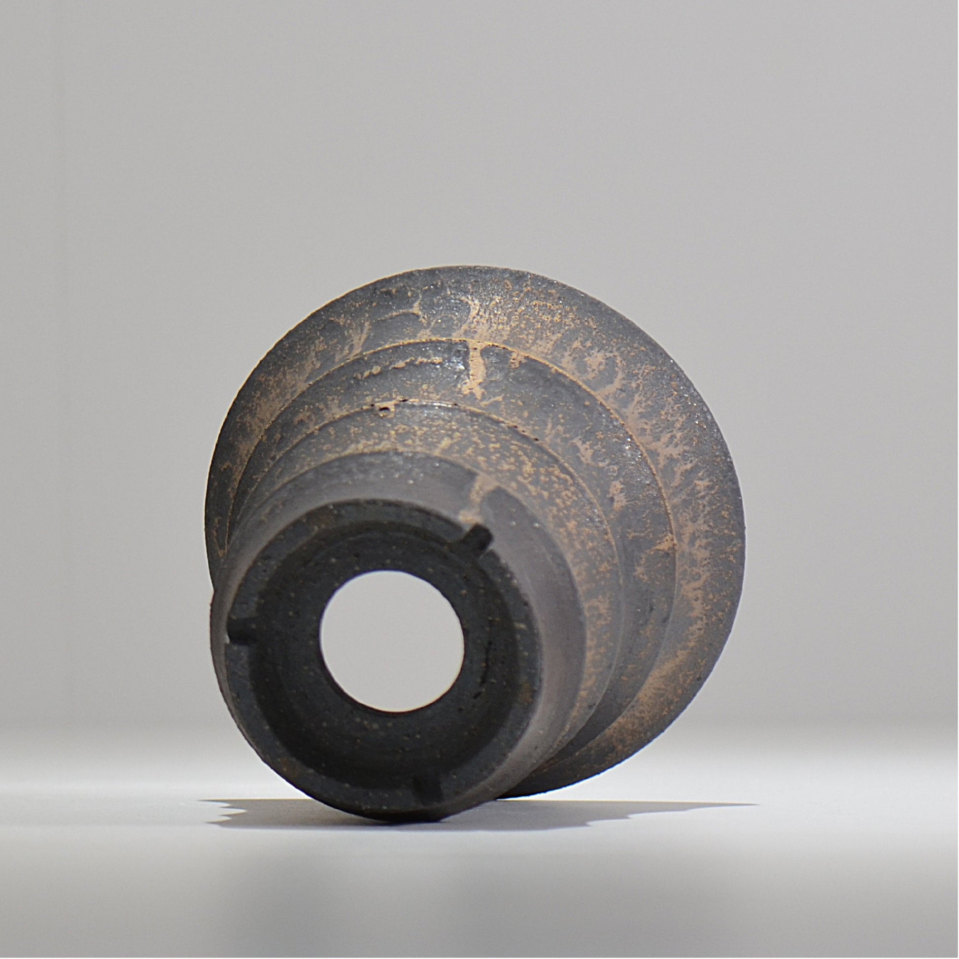 I - moniee / KUROKINUN/ im_kk05_m / 約 φ14.5cm / 植木鉢