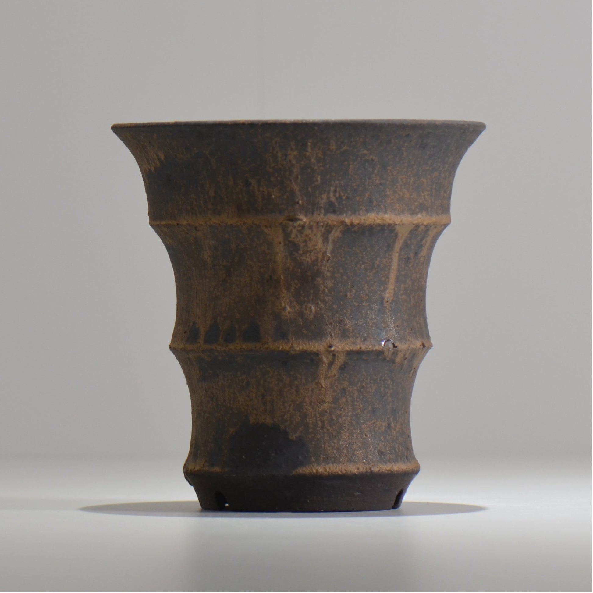 I - moniee / KUROKINUN/ im_kk08_m / 約 φ14.8cm / 植木鉢