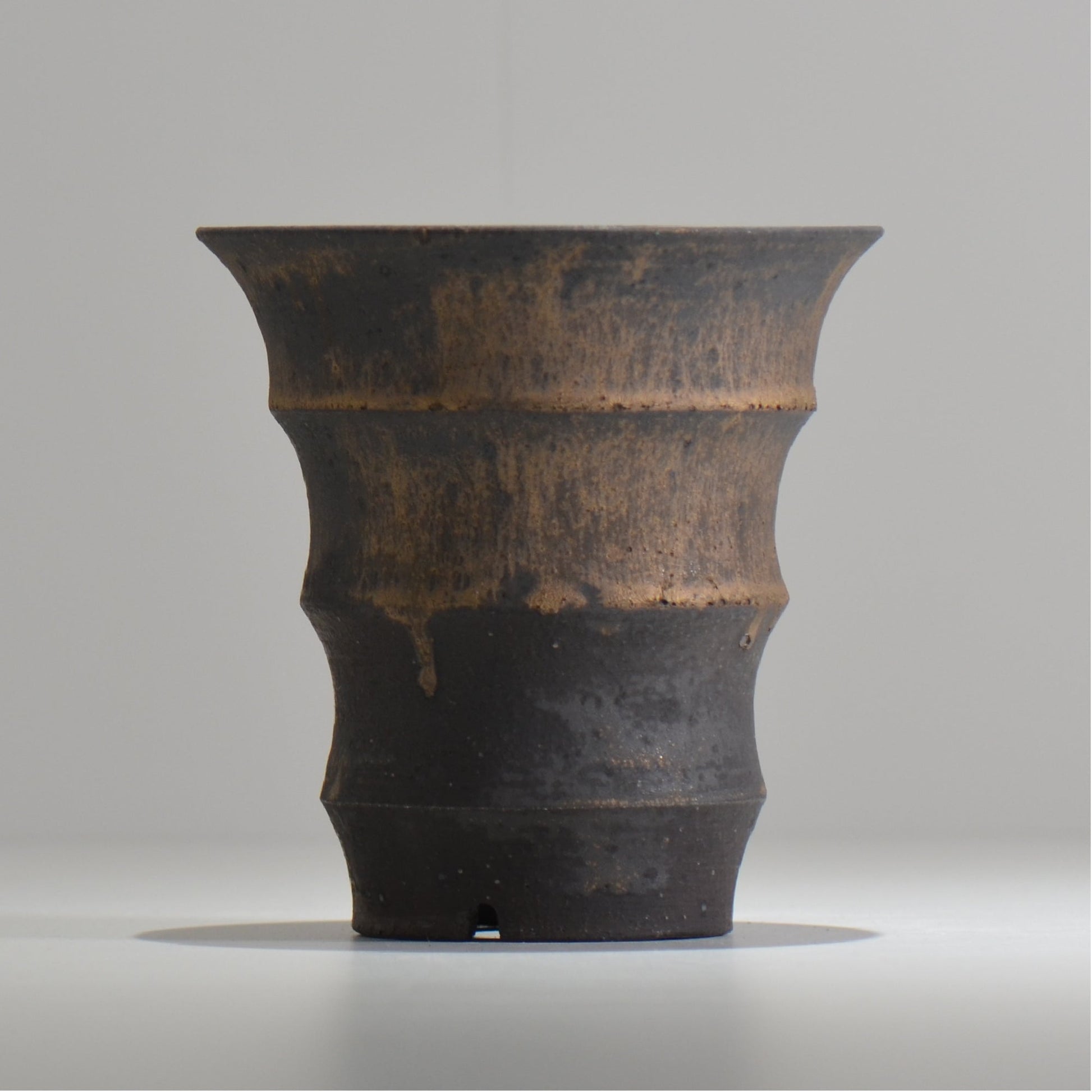 I - moniee / KUROKINUN/ im_kk11_m / 約 φ14.5cm / 植木鉢