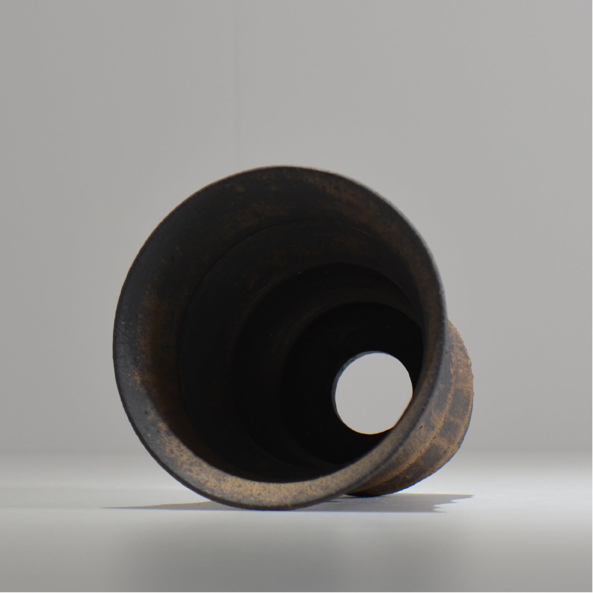 I - moniee / KUROKINUN/ im_kk12_m / 約 φ14.5cm / 植木鉢
