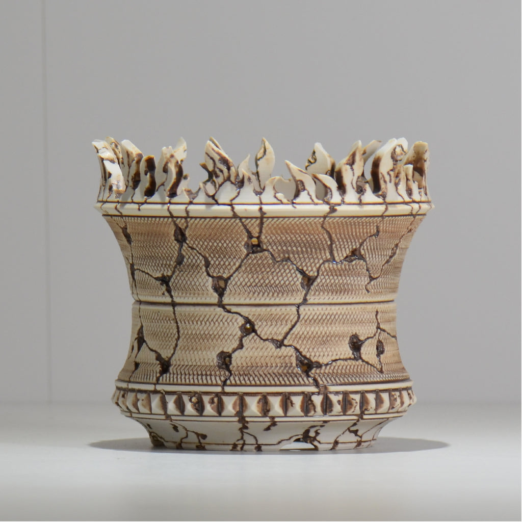 陶房Kibi / Flames var.devastating
/ itk1_fr01_l / 約 φ15.5cm / 植木鉢