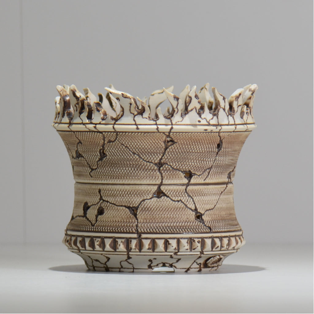 陶房Kibi / Flames var.devastating
/ itk1_fr01_l / 約 φ15.5cm / 植木鉢