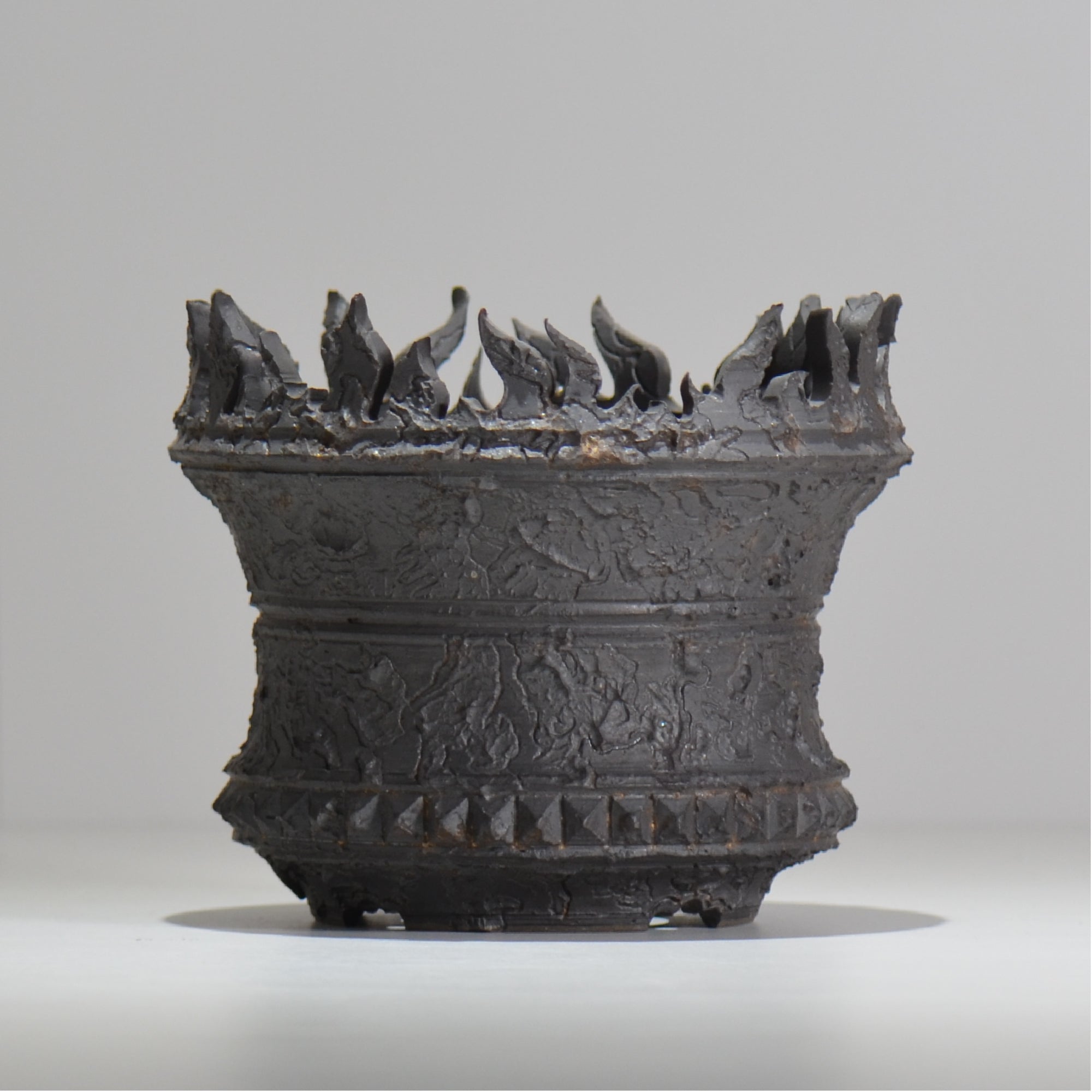 陶房Kibi / Flames var.devastating / itk1_fr02_l / 約 φ15.5cm / 植木鉢