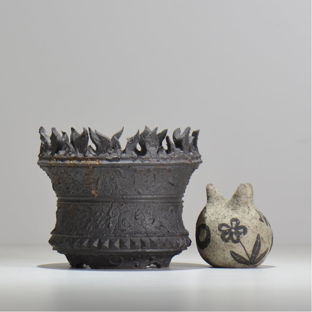 陶房Kibi / Flames var.devastating / itk1_fr02_l / 約 φ15.5cm / 植木鉢