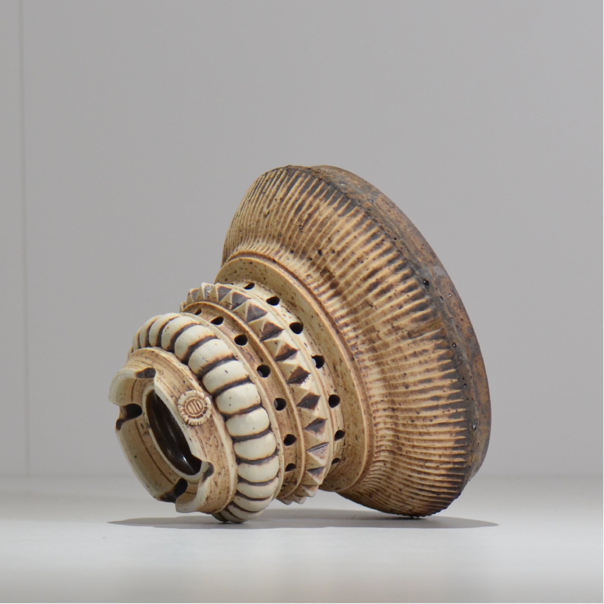 陶房Kibi / Skull type/ itk1_sk01_m / 約 φ14cm / 植木鉢