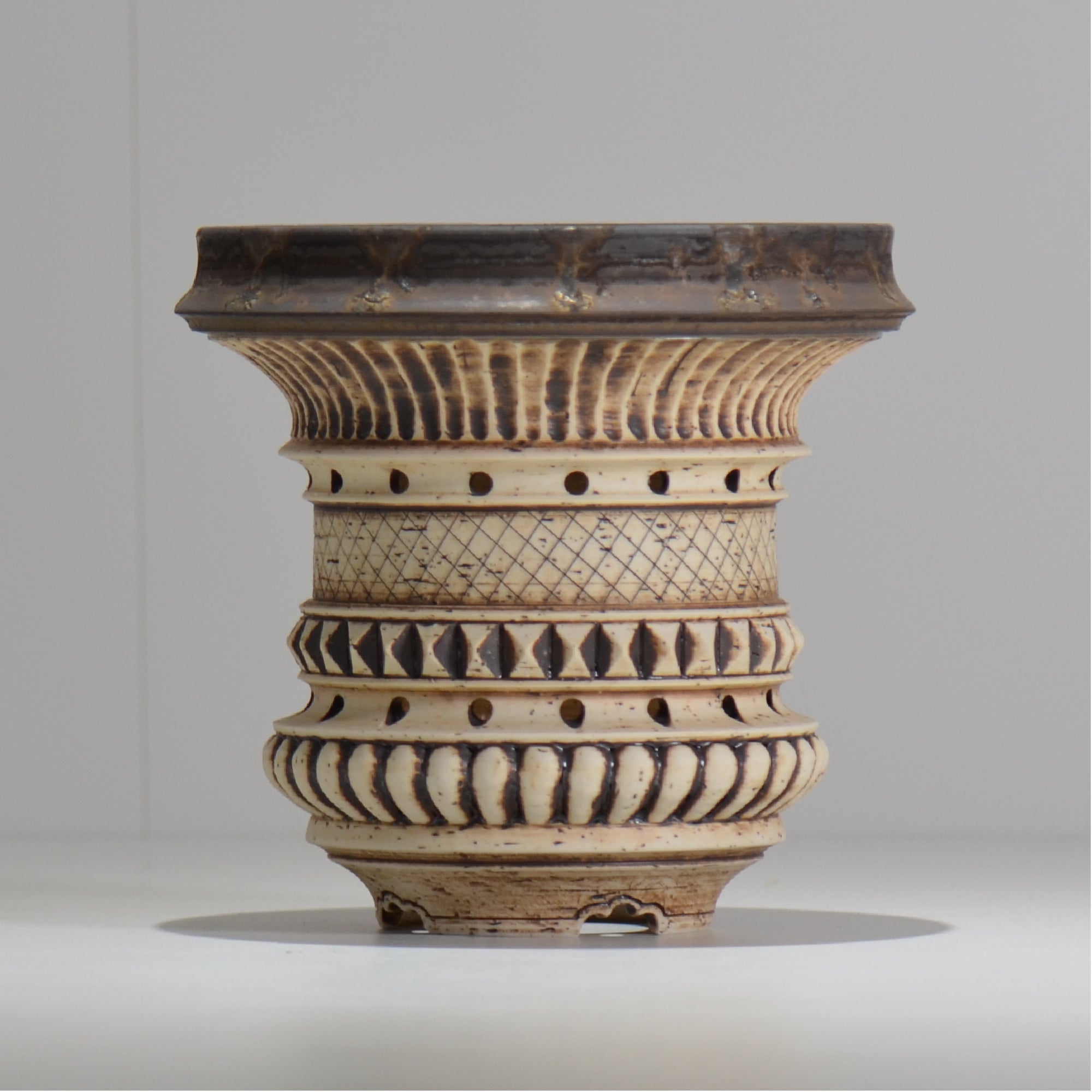 陶房Kibi / Skull type/ itk1_sk02_m / 約 φ15cm / 植木鉢