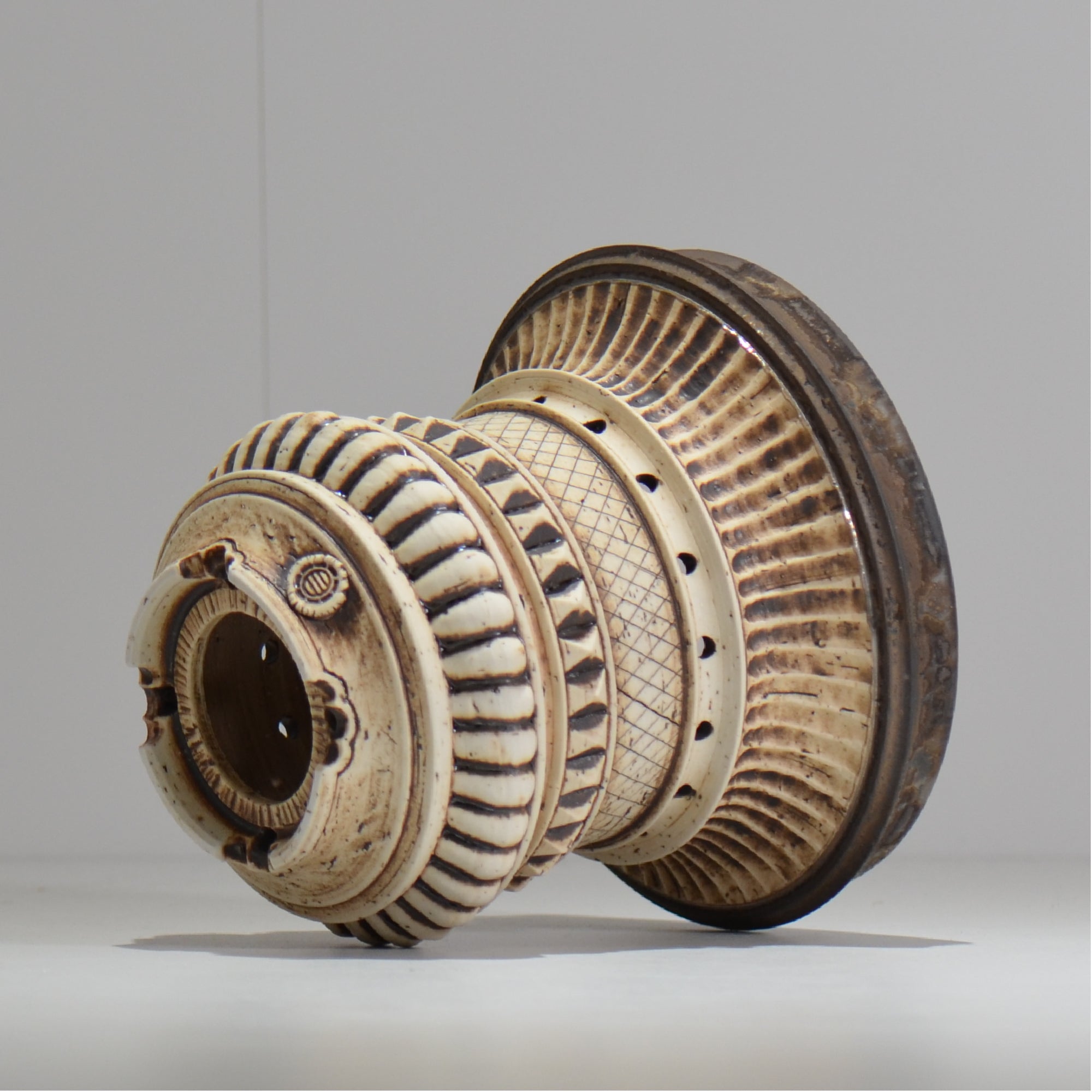 陶房Kibi / Skull type/ itk1_sk02_m / 約 φ15cm / 植木鉢