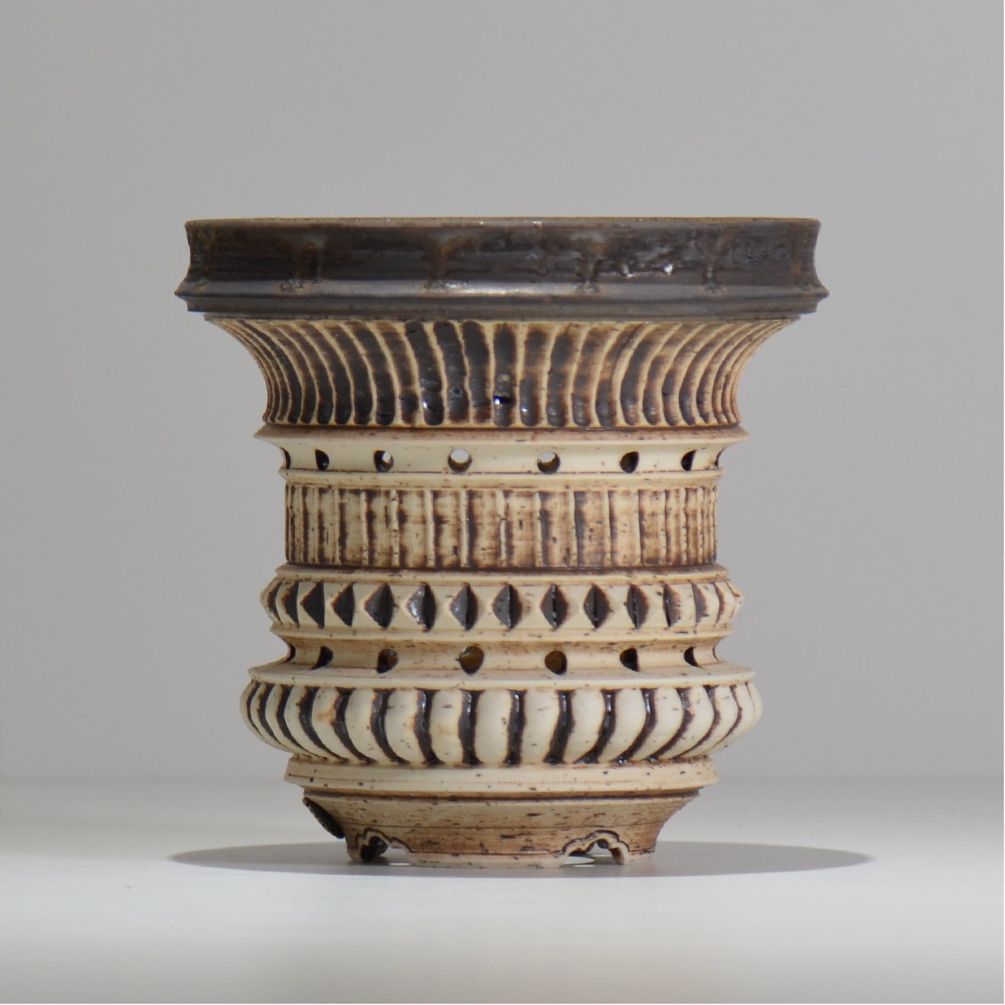 陶房Kibi / Skull type / itk1_sk03_m / 約 φ15cm / 植木鉢