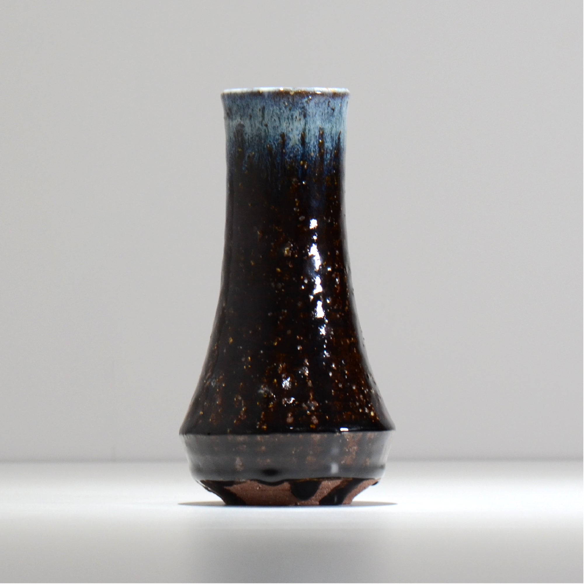 穂髙隆児 / 一輪挿し / karatsu01_ichi/ 口径約 φ4.4cm / 花瓶