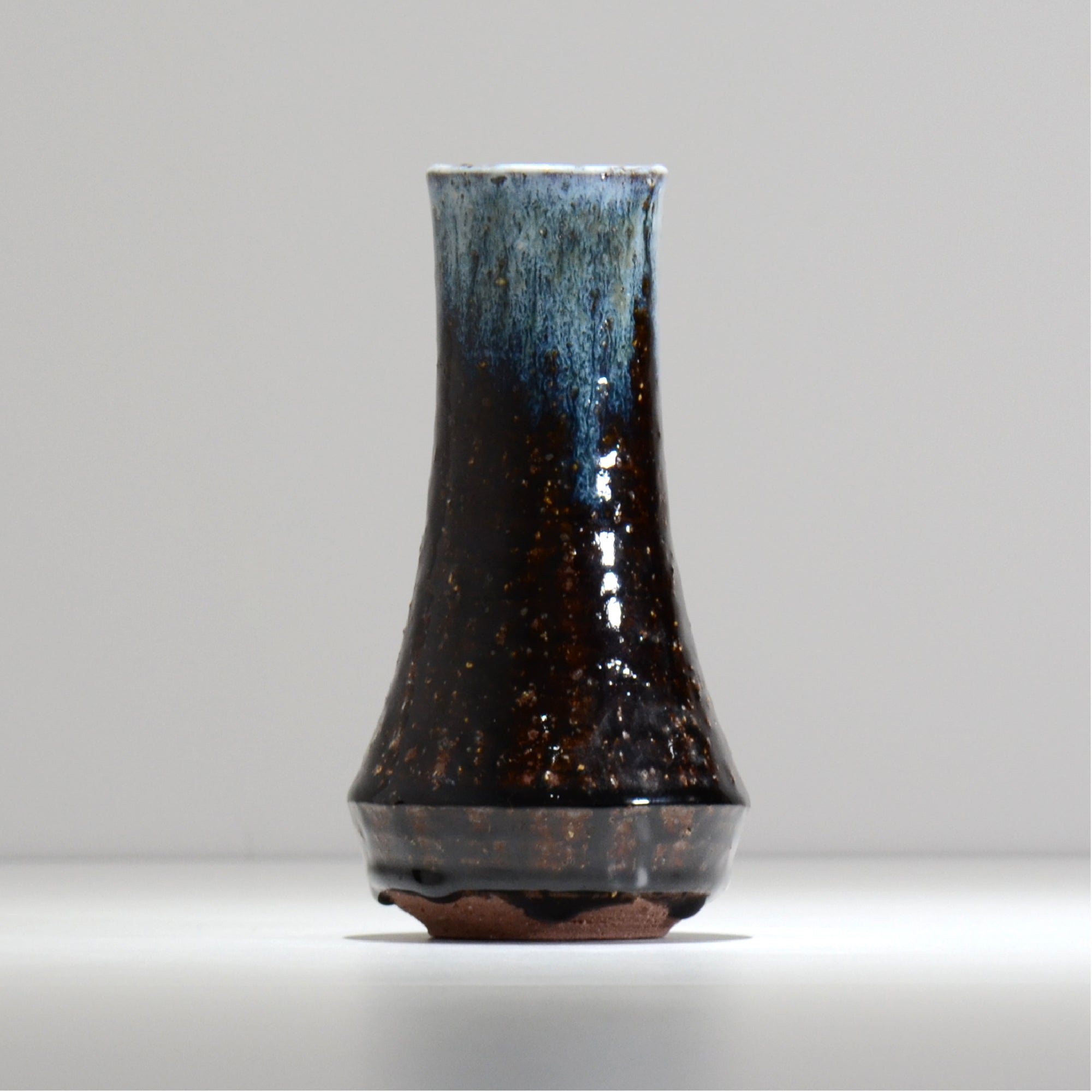 穂髙隆児 / 一輪挿し / karatsu01_ichi/ 口径約 φ4.4cm / 花瓶