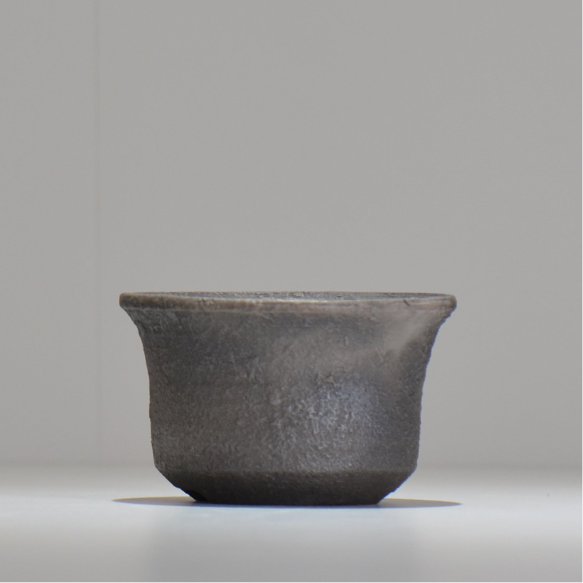 齋藤研一 / 鋳 / chu_tu001/ 約φ11.5cm / 植木鉢