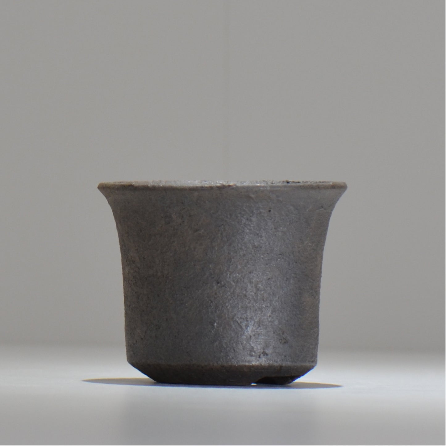 齋藤研一 / 鋳 / chu_tu009/ 約φ10.8cm / 植木鉢