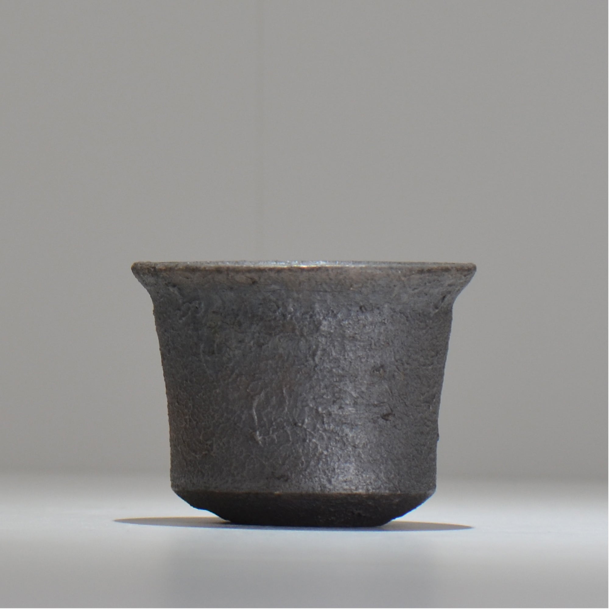 齋藤研一 / 鋳 / chu_tu012/ 約φ11.0cm / 植木鉢