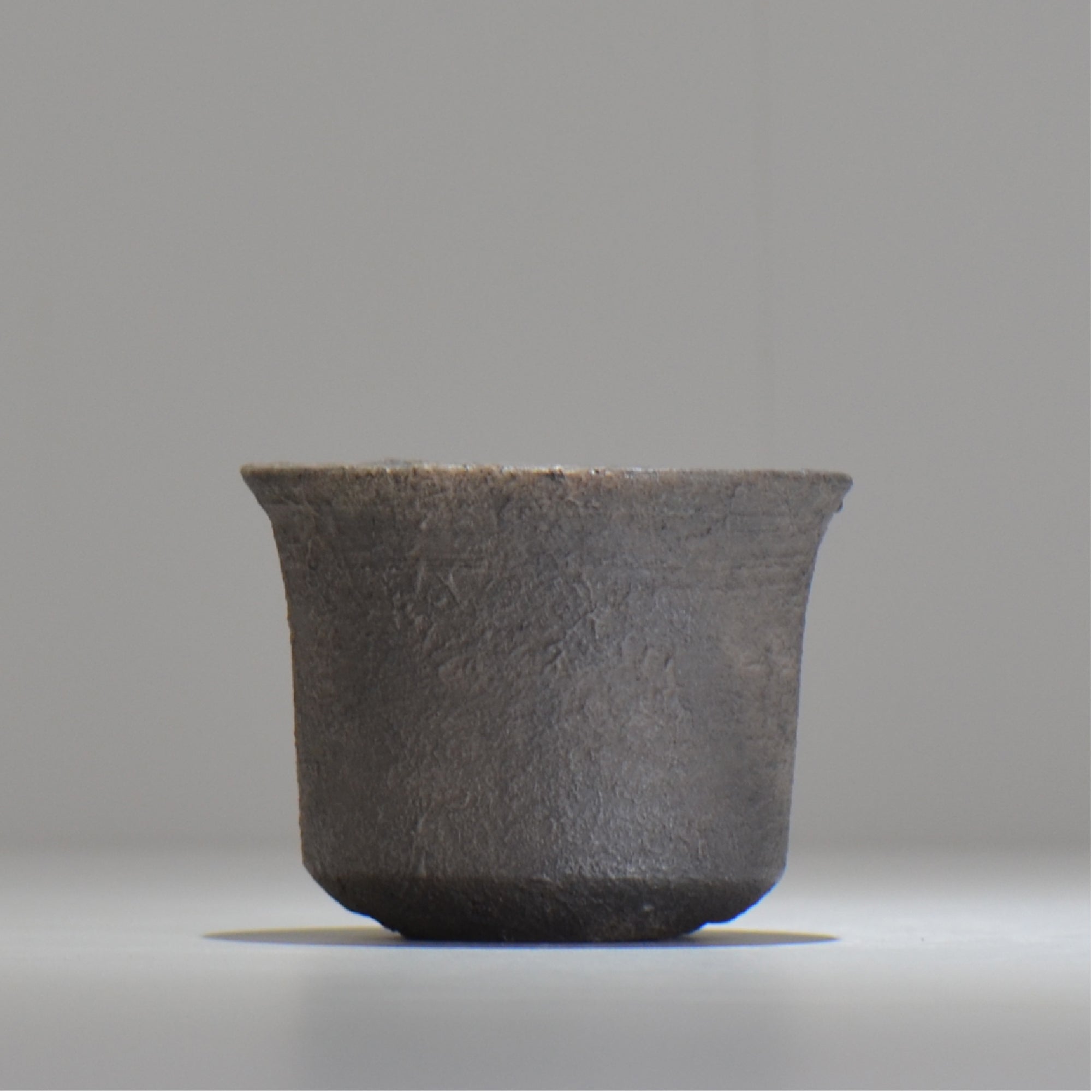 齋藤研一 / 鋳 / chu_tu015/ 約φ10.5cm / 植木鉢