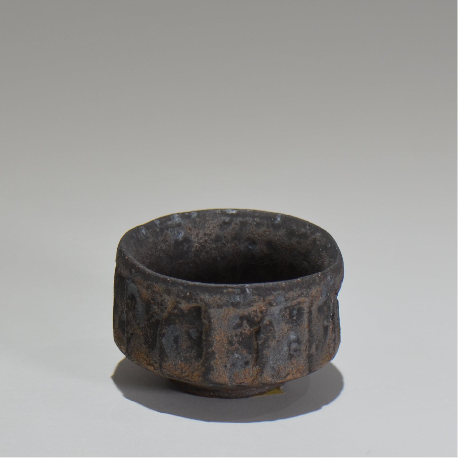 菊地元野 / マンガン釉 ぐい呑み / kg_03