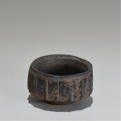 菊地元野 / マンガン釉 ぐい呑み / kg_04