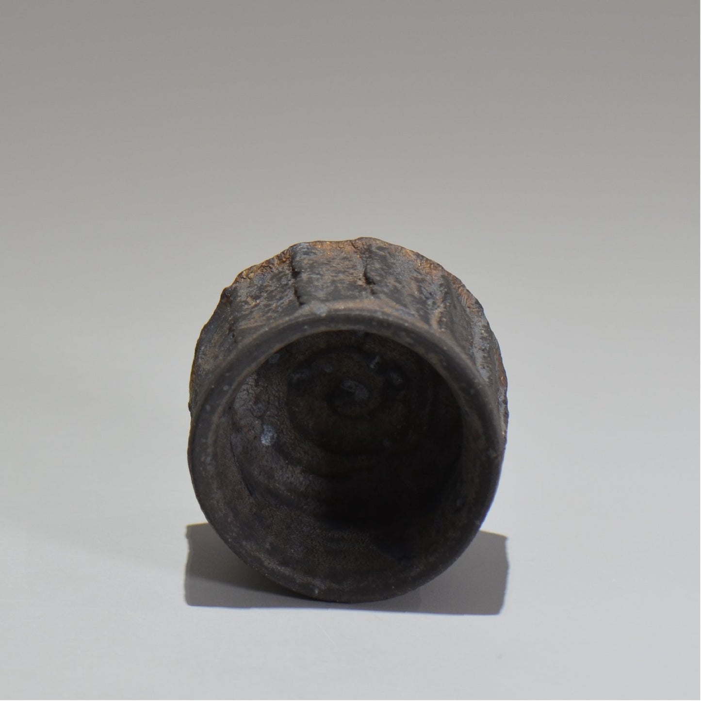 菊地元野 / マンガン釉 ぐい呑み / kg_05