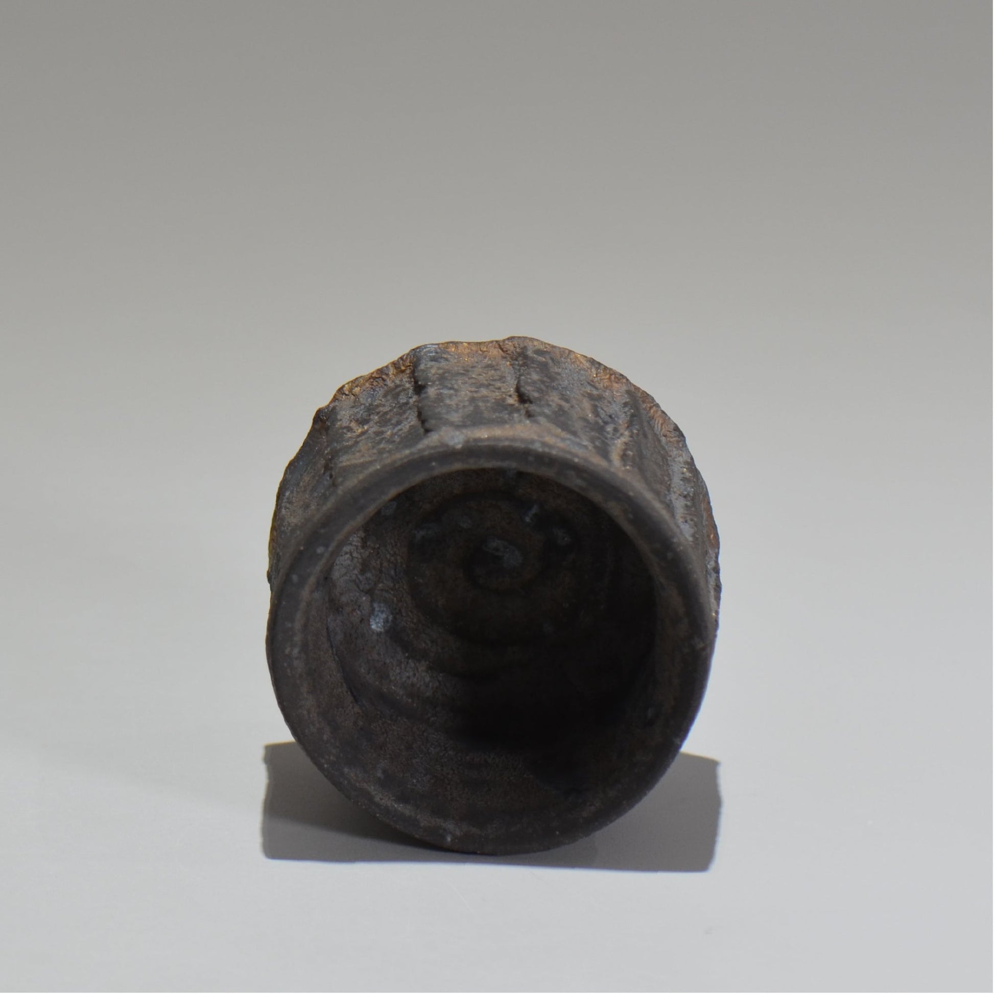 菊地元野 / マンガン釉 ぐい呑み / kg_05