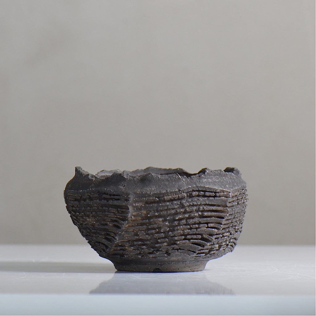 菊地元野 / DANSOU GLOSS ブラック / kg2_db01_s /  約φ9.5cm / 植木鉢