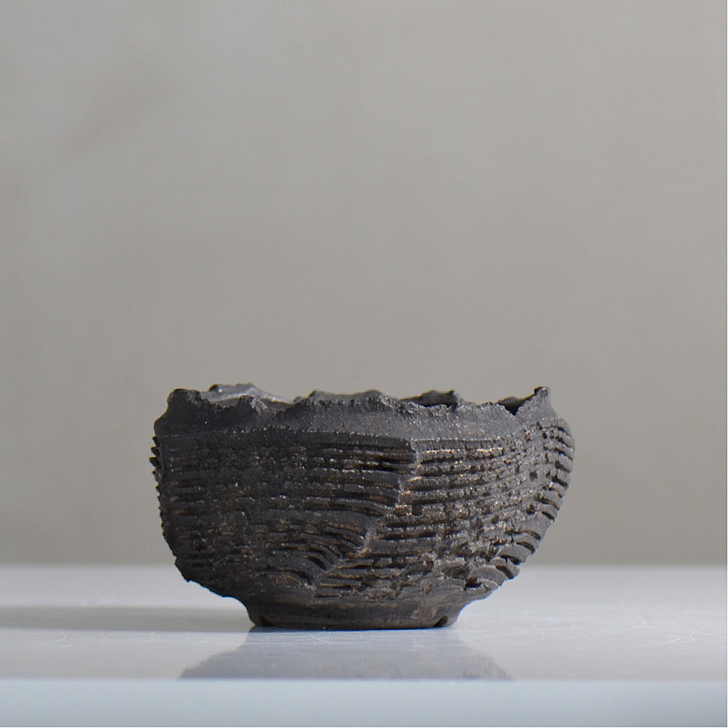 菊地元野 / DANSOU GLOSS ブラック / kg2_db01_s /  約φ9.5cm / 植木鉢