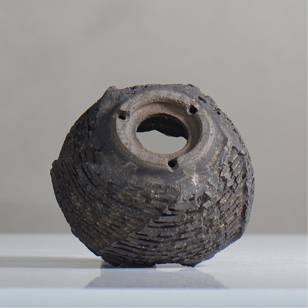 菊地元野 / DANSOU GLOSS ブラック / kg2_db01_s /  約φ9.5cm / 植木鉢
