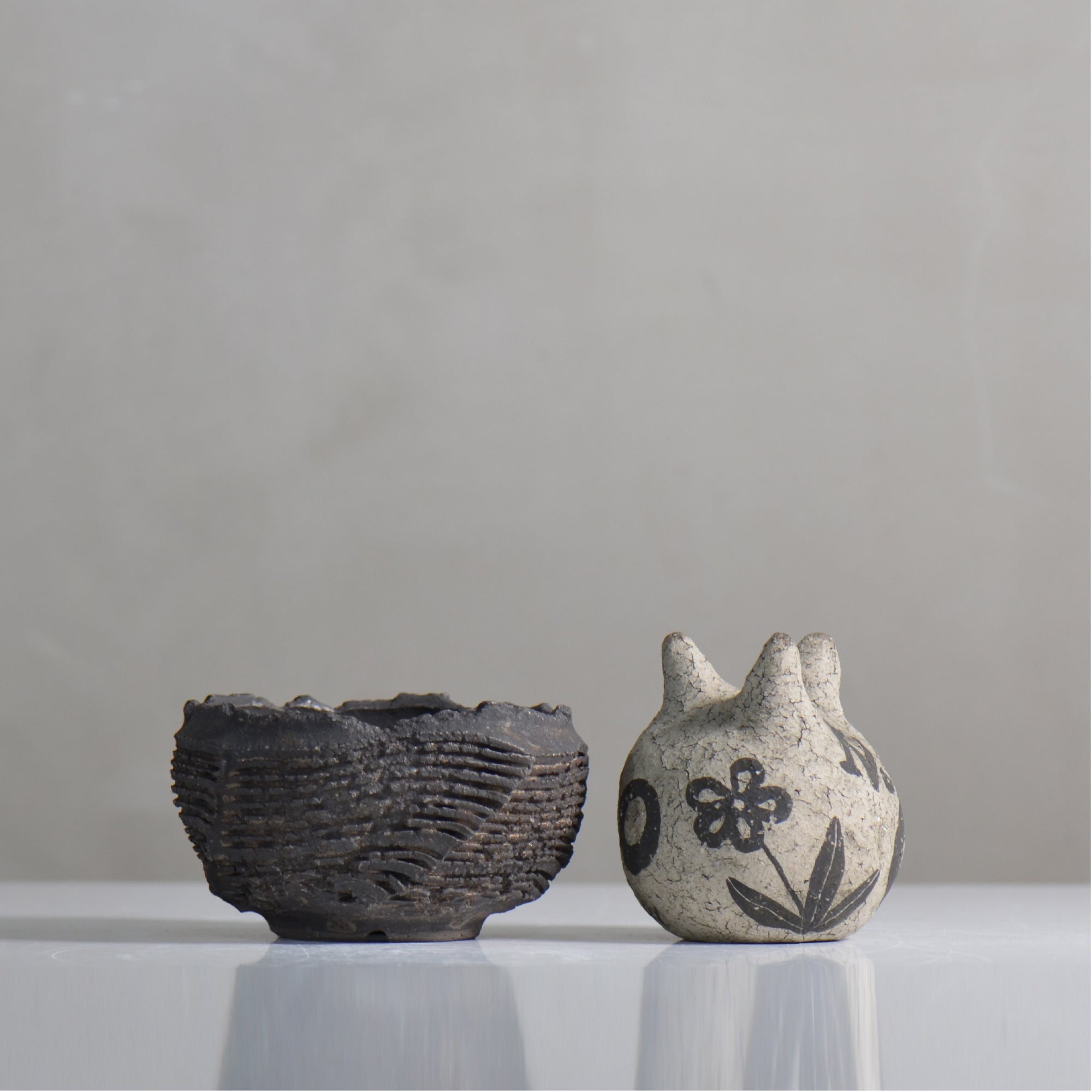 菊地元野 / DANSOU GLOSS ブラック / kg2_db01_s /  約φ9.5cm / 植木鉢
