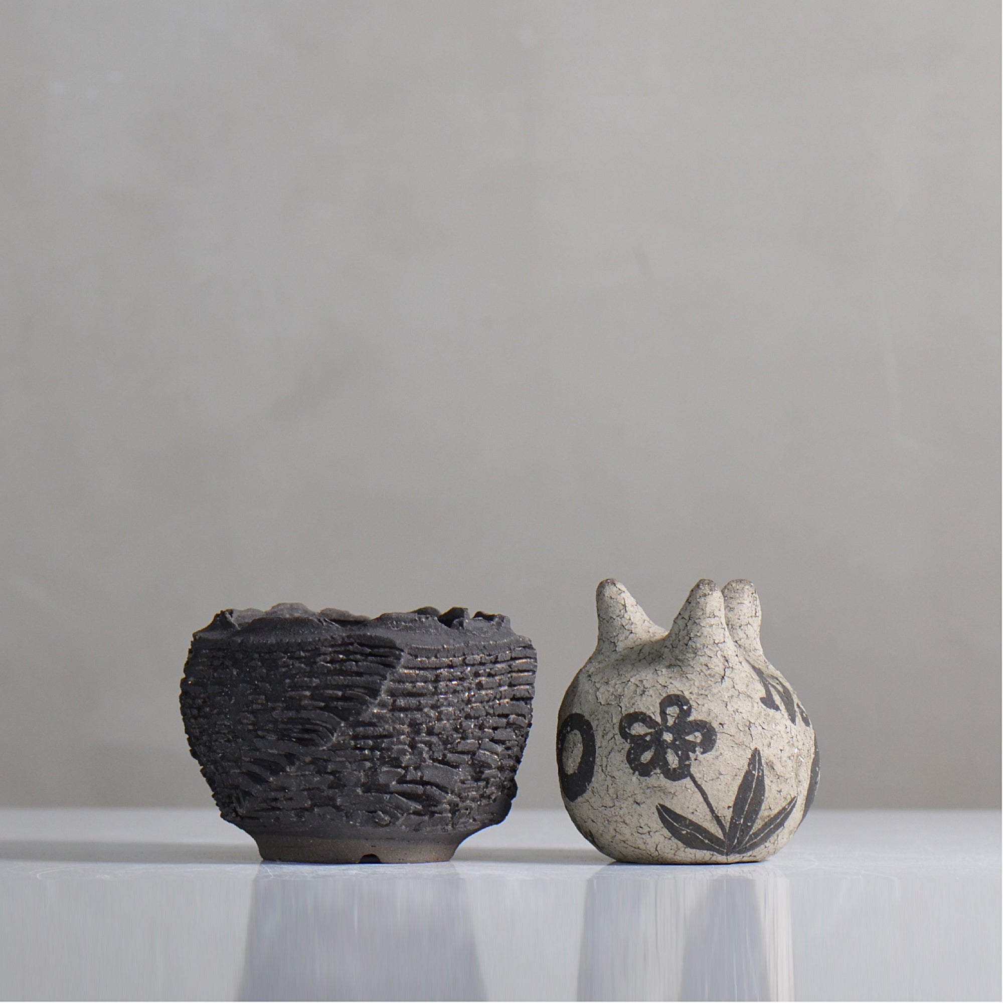 菊地元野 / DANSOU GLOSS ブラック / kg2_db02_xs /  約φ8cm / 植木鉢