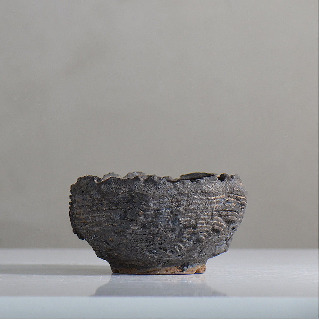 菊地元野 / DANSOU GLOSS ブラック / kg2_db03_s /  約φ9.5cm / 植木鉢