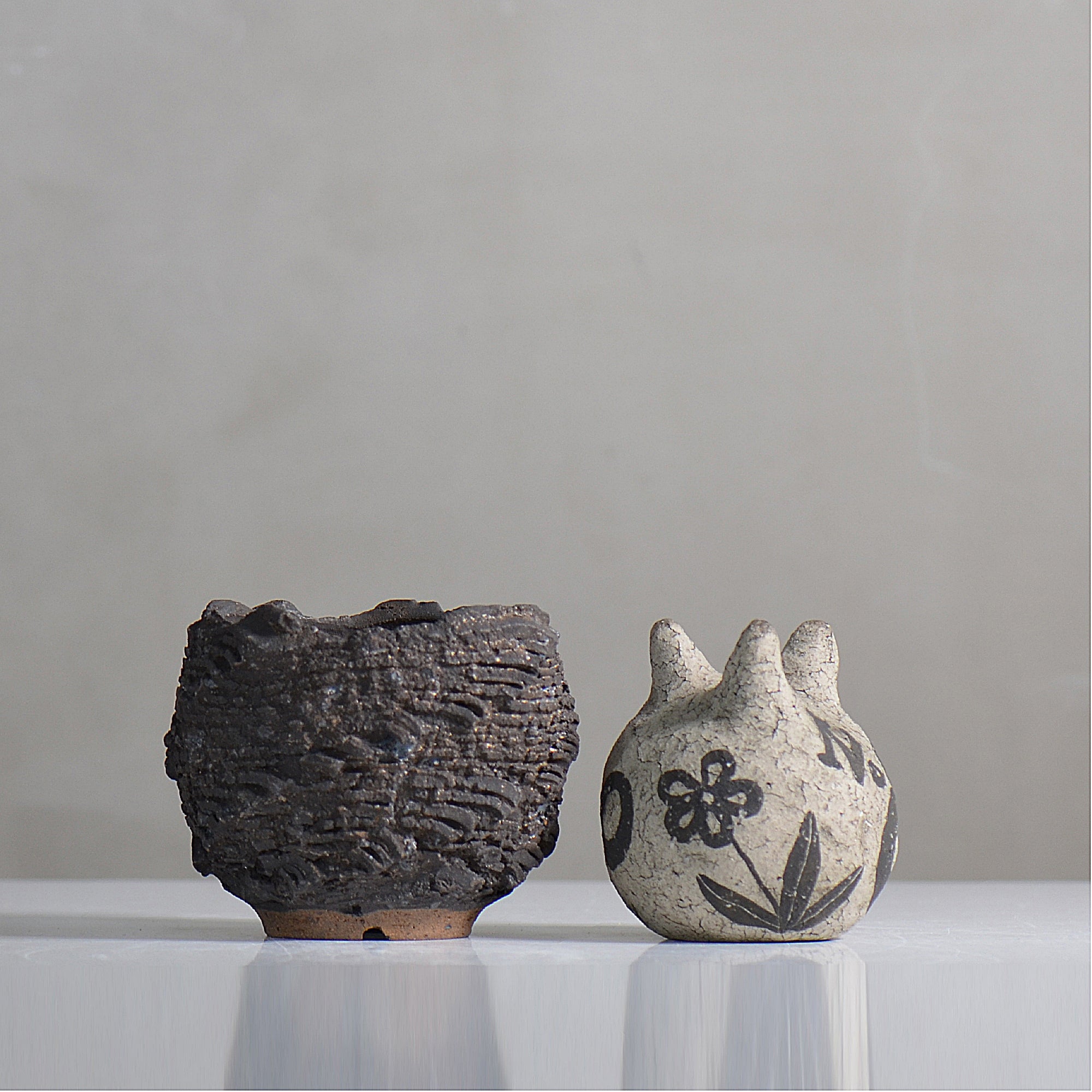 菊地元野 / DANSOU GLOSS ブラック / kg2_db05_xs /  約φ8cm / 植木鉢
