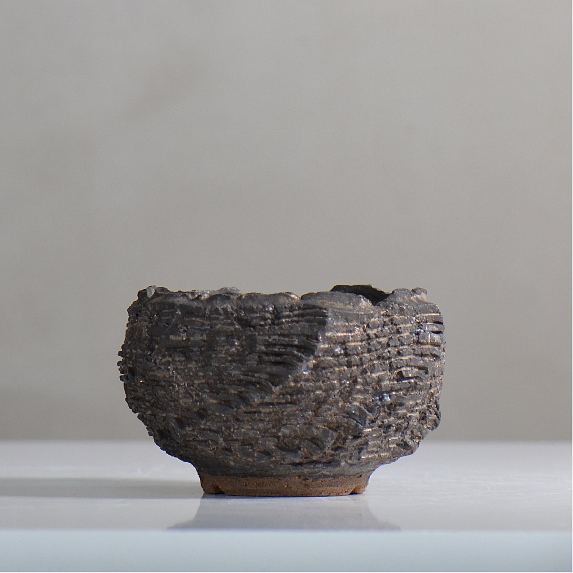 菊地元野 / DANSOU GLOSS ブラック / kg2_db06_s /  約φ9cm / 植木鉢