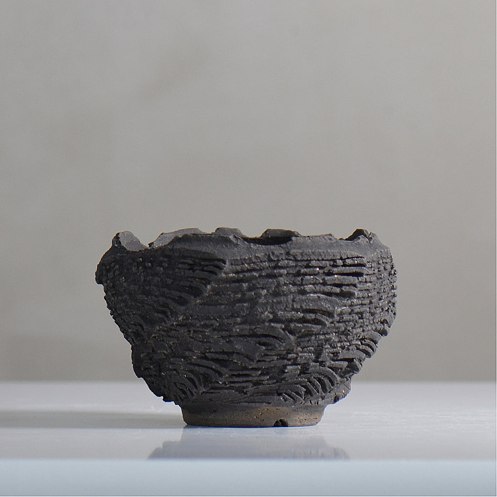 菊地元野 / DANSOU GLOSS ブラック / kg2_db07_s /  約φ9.5cm / 植木鉢