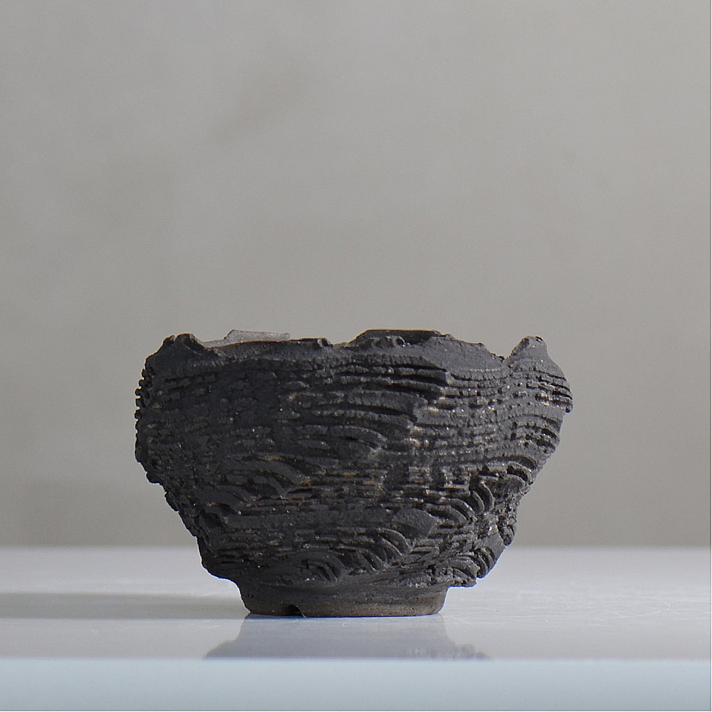 菊地元野 / DANSOU GLOSS ブラック / kg2_db07_s /  約φ9.5cm / 植木鉢