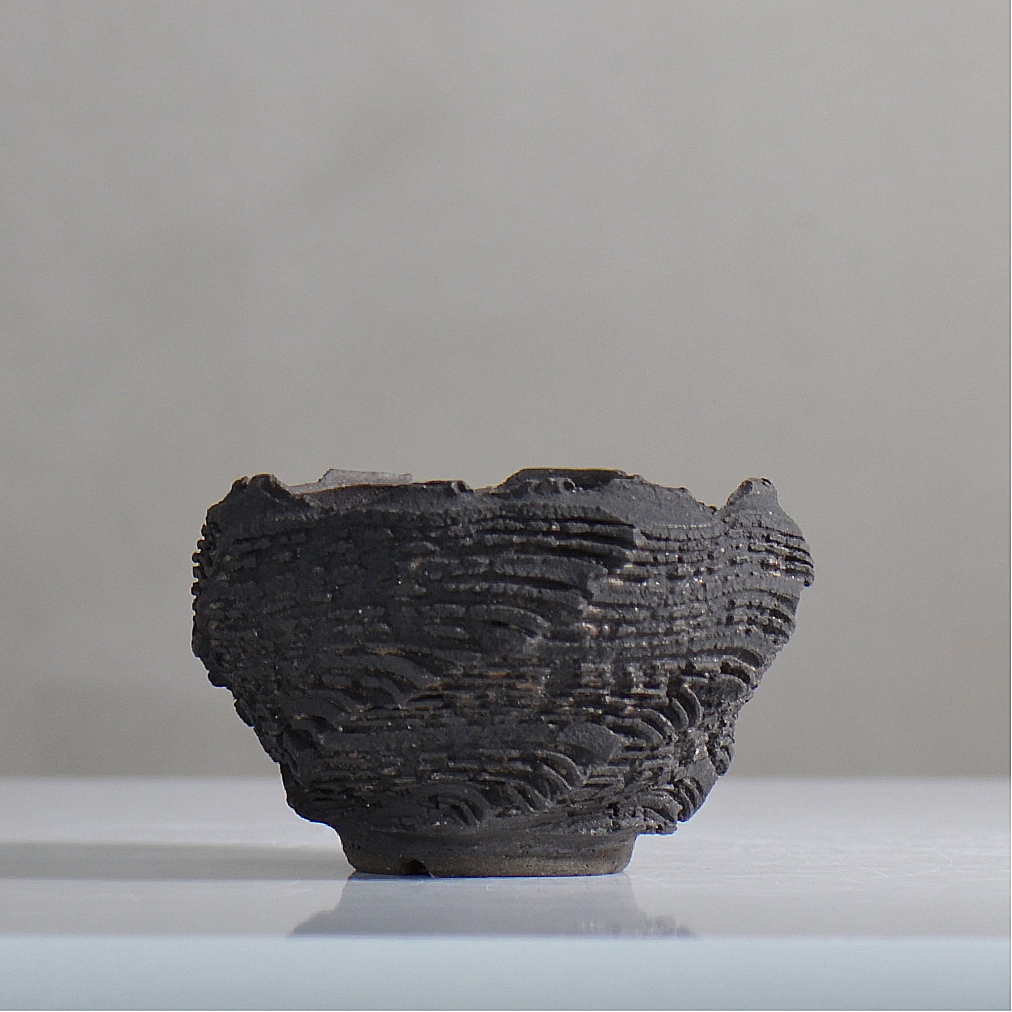 菊地元野 / DANSOU GLOSS ブラック / kg2_db07_s /  約φ9.5cm / 植木鉢